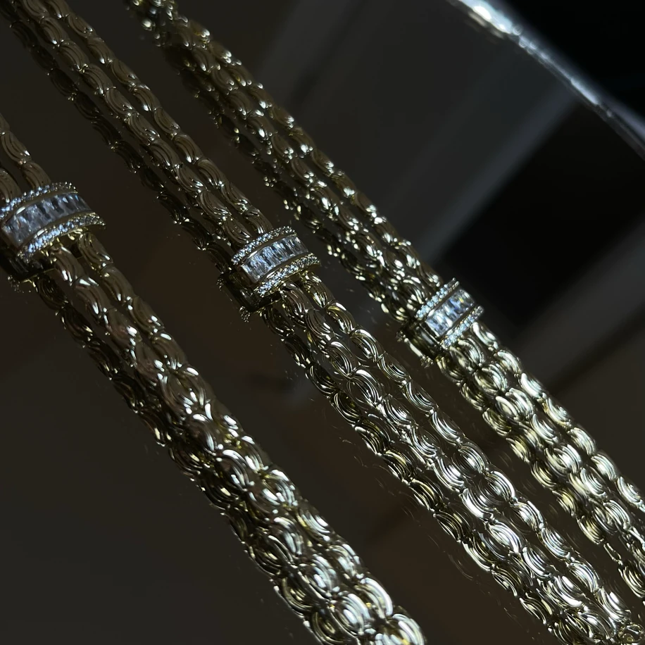 BAGET TAŞ DETAYLI ÇİFT ZİNCİR 14K TASARIM BİLEKLİK