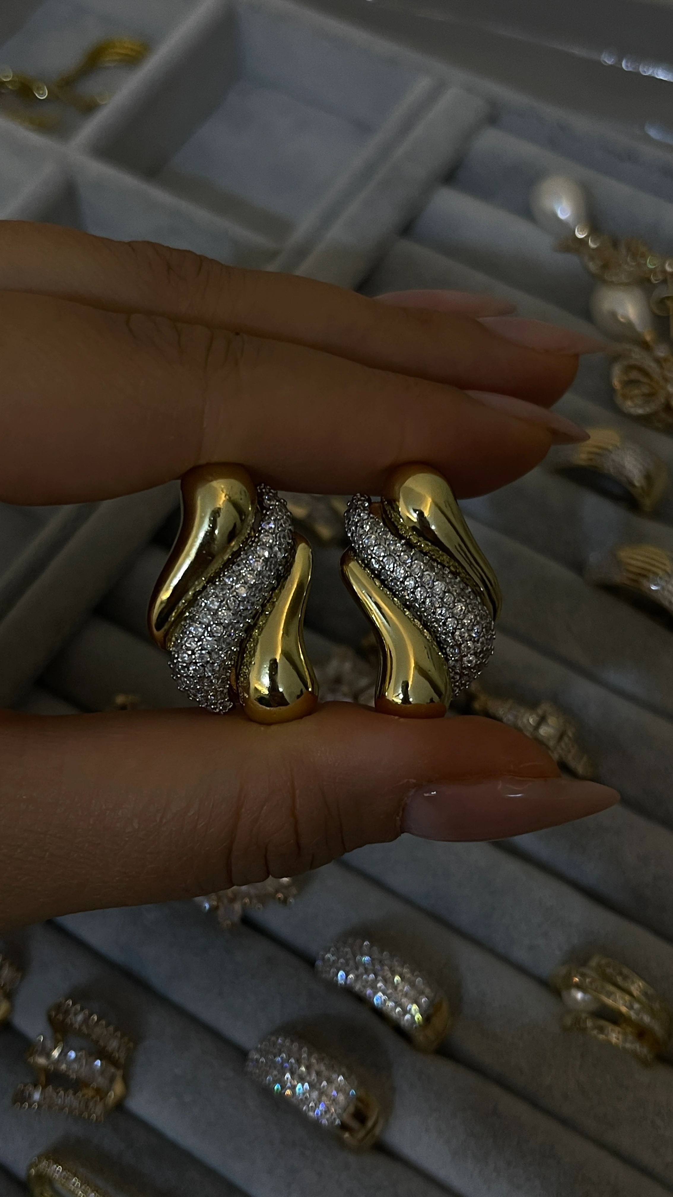 14K ZİRKON TAŞ ŞIK KADIN KÜPE