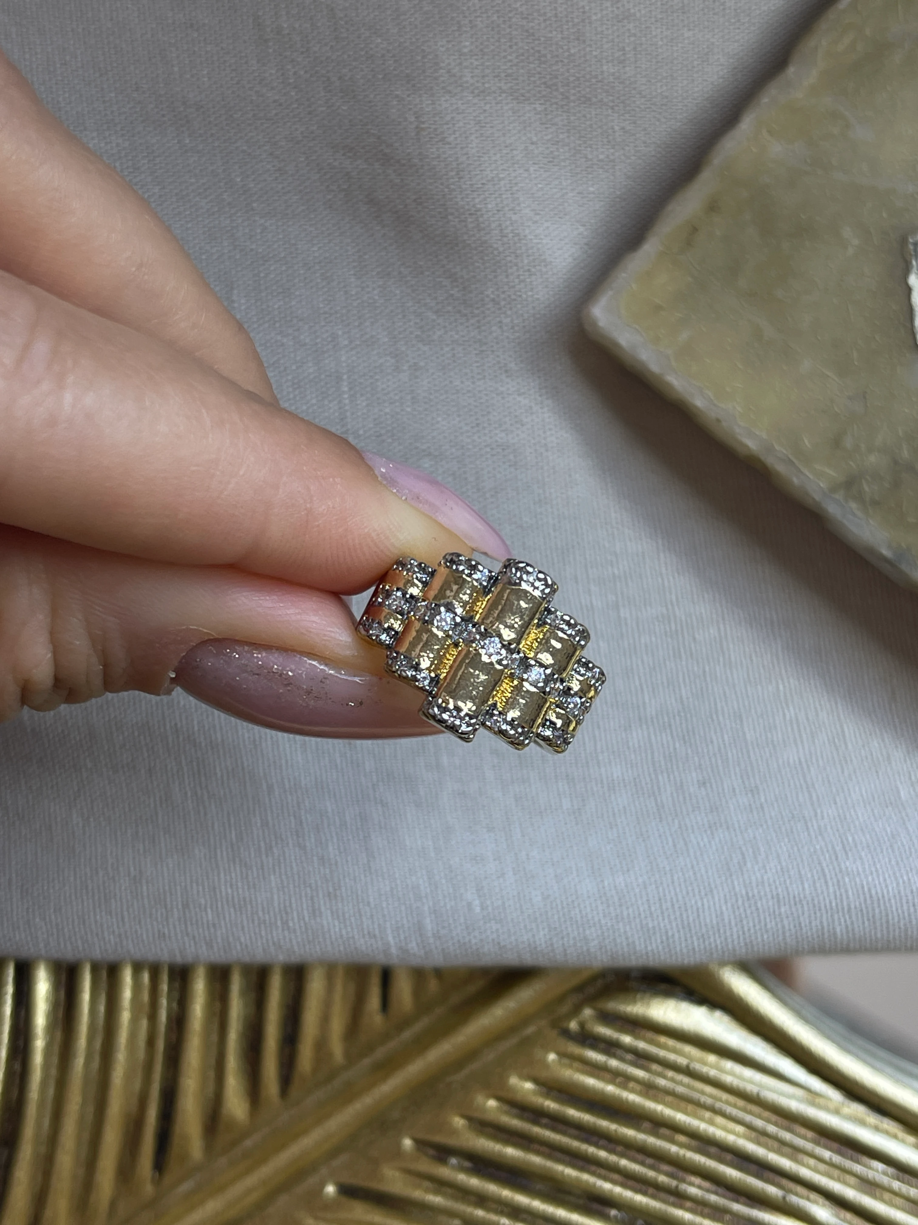 AYARLANABİLİR GOLD TAŞ DETAY YÜZÜK 