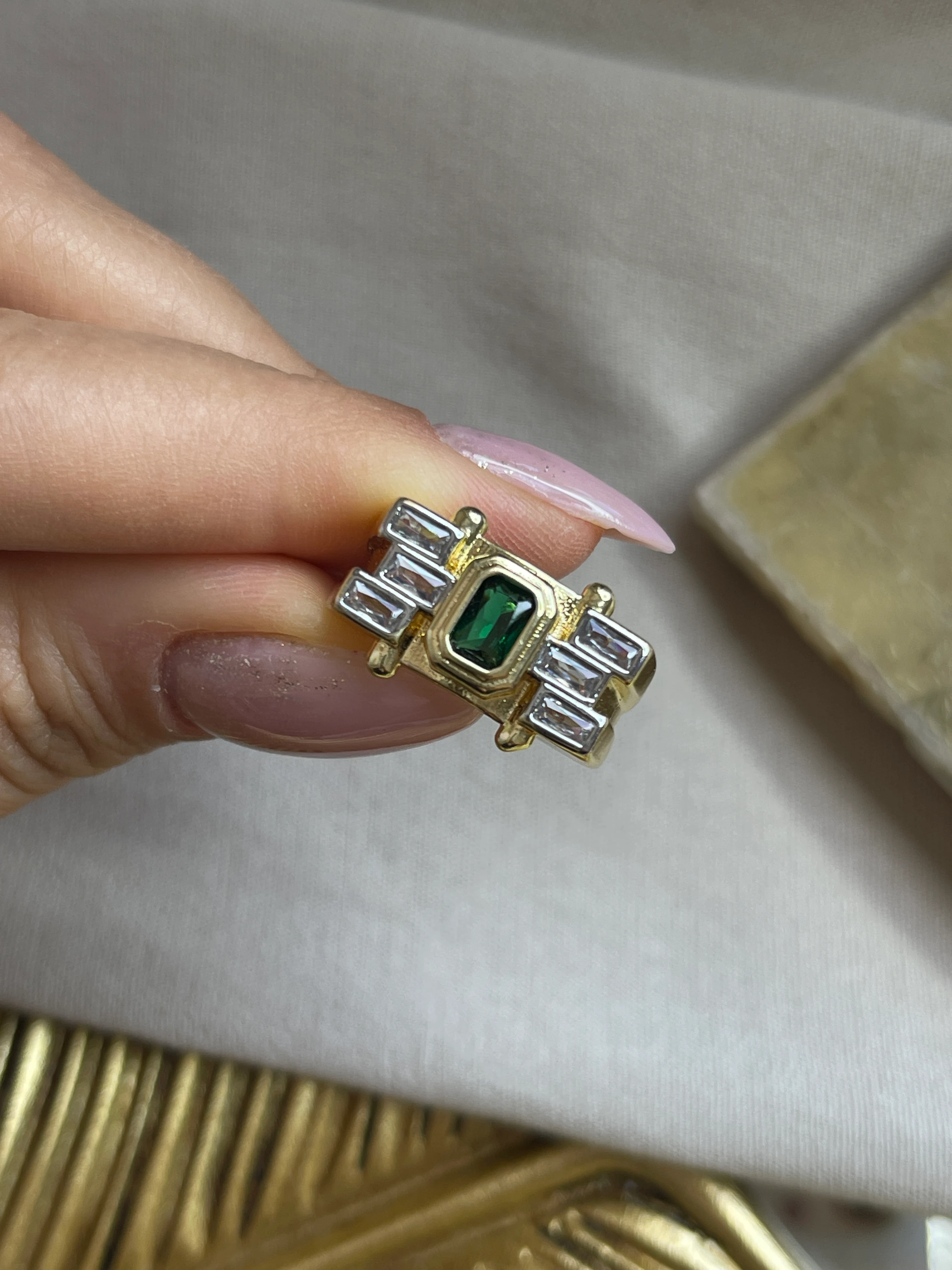 YEŞİL TAŞ AYARLANABİLİR YÜZÜK