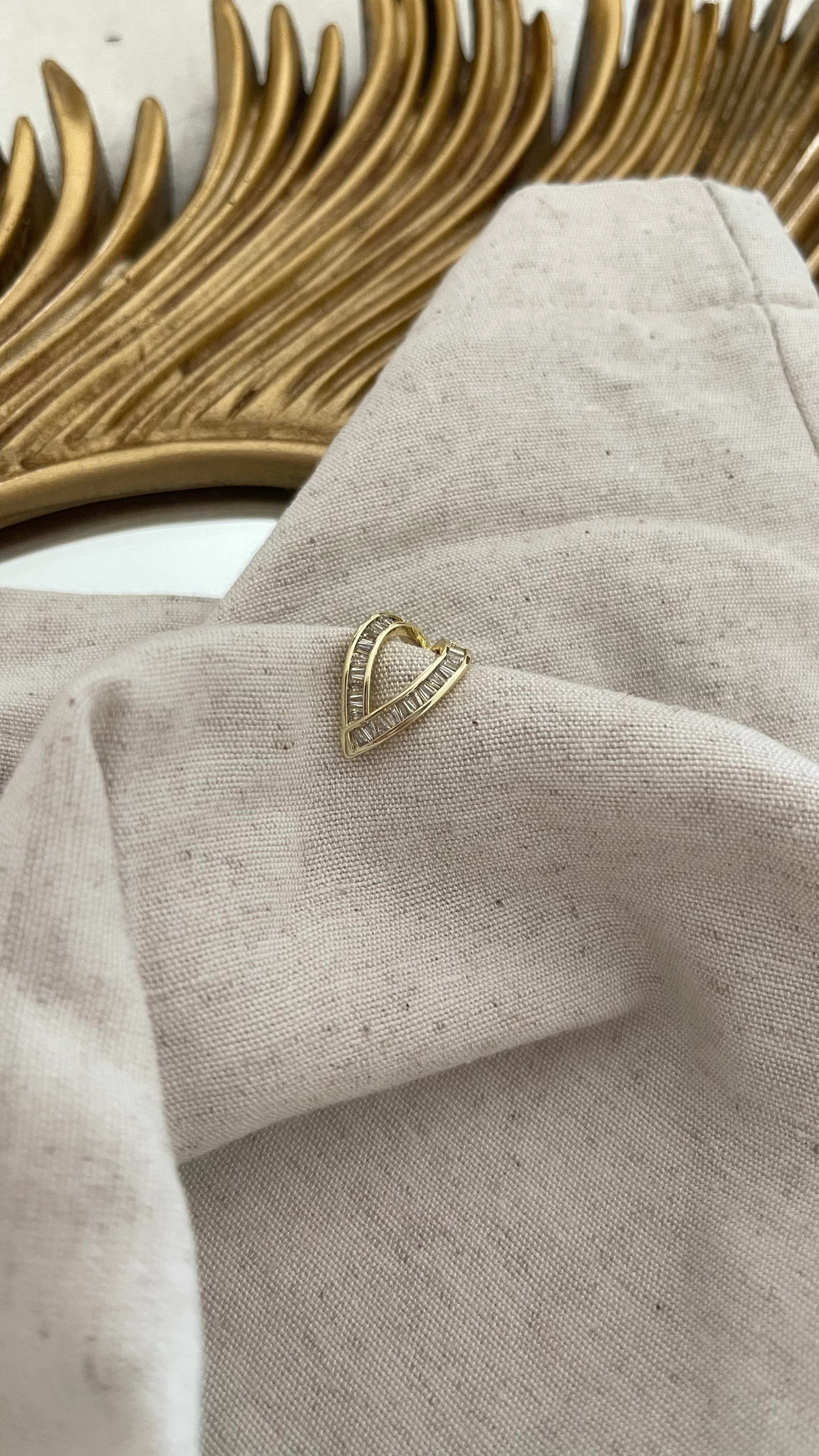 GOLD RENK BAGET ZİRKON TAŞ DETAY EARCUFF 