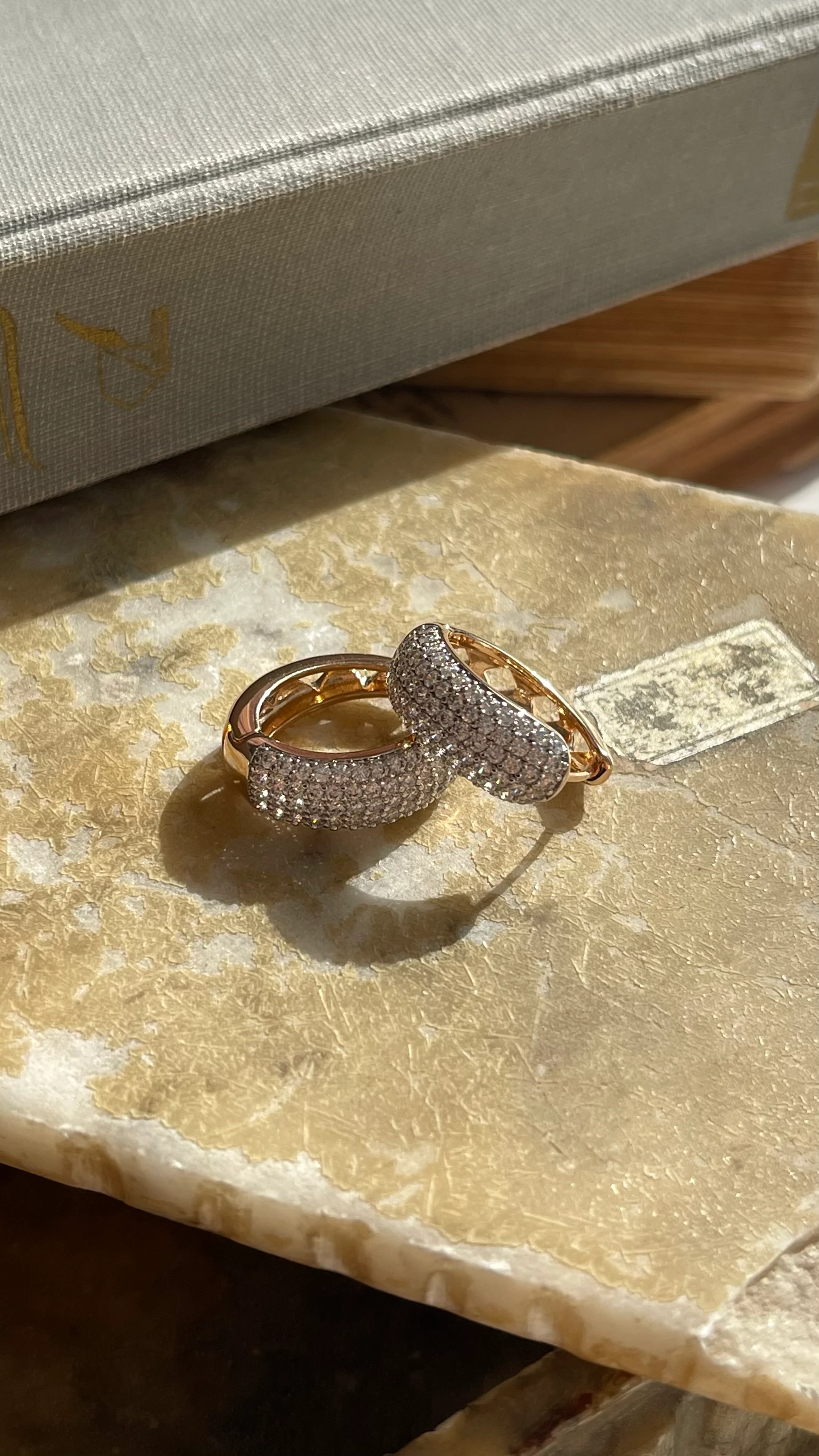 XUPİNG 18K HALKA KÜPE