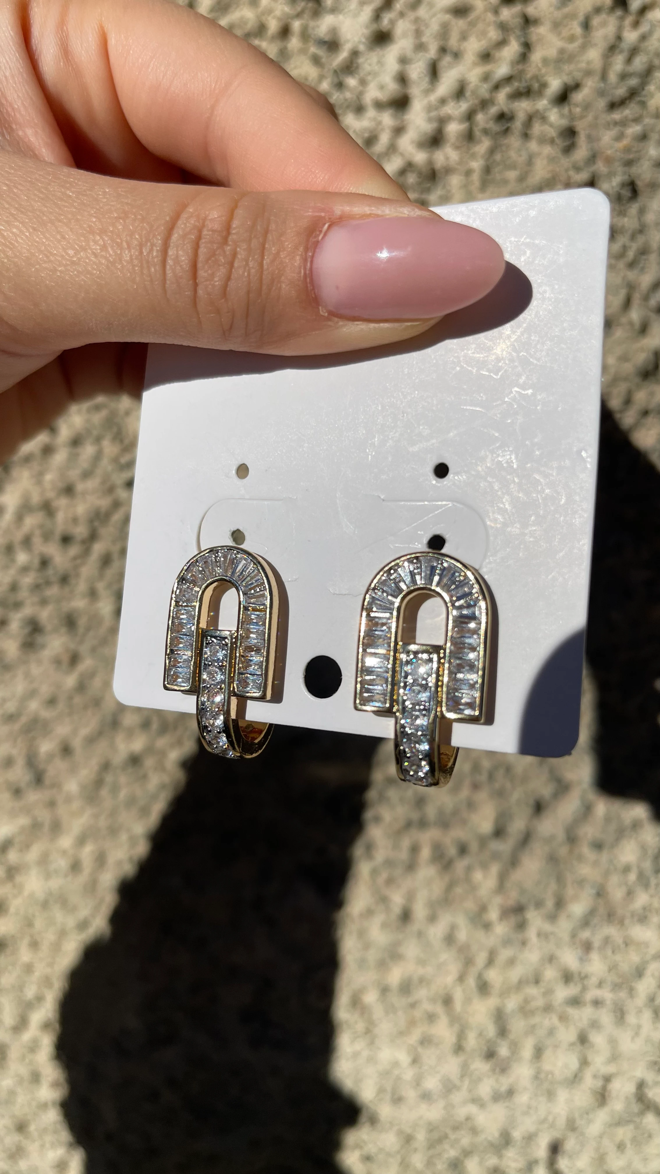 ZİRKON BAGET TAŞ 14K XUPİNG KÜPE