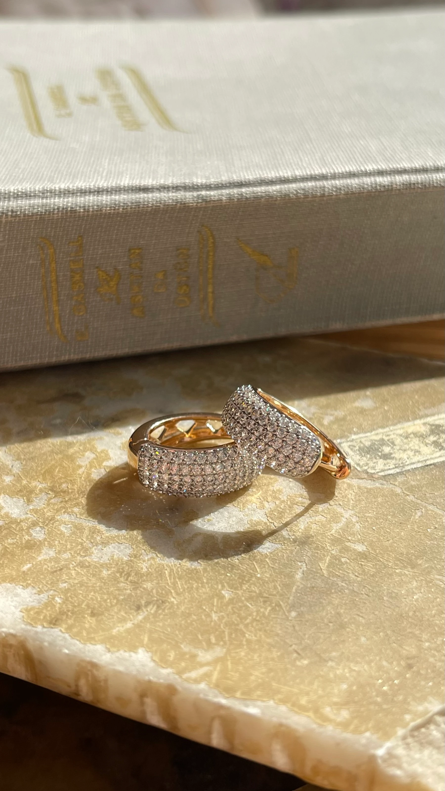 XUPİNG 18K HALKA KÜPE