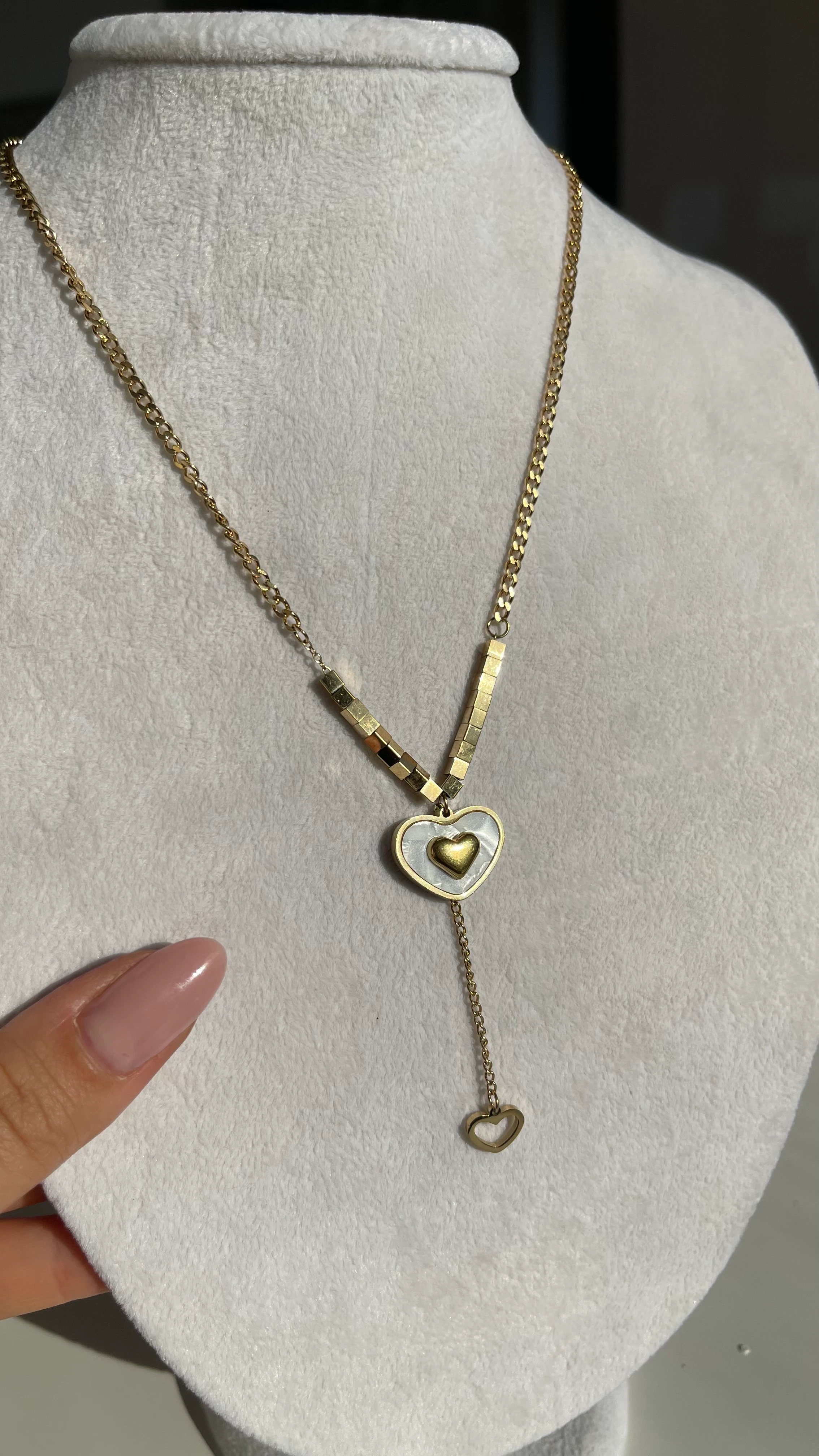 KALP DETAY ÇELİK KOLYE