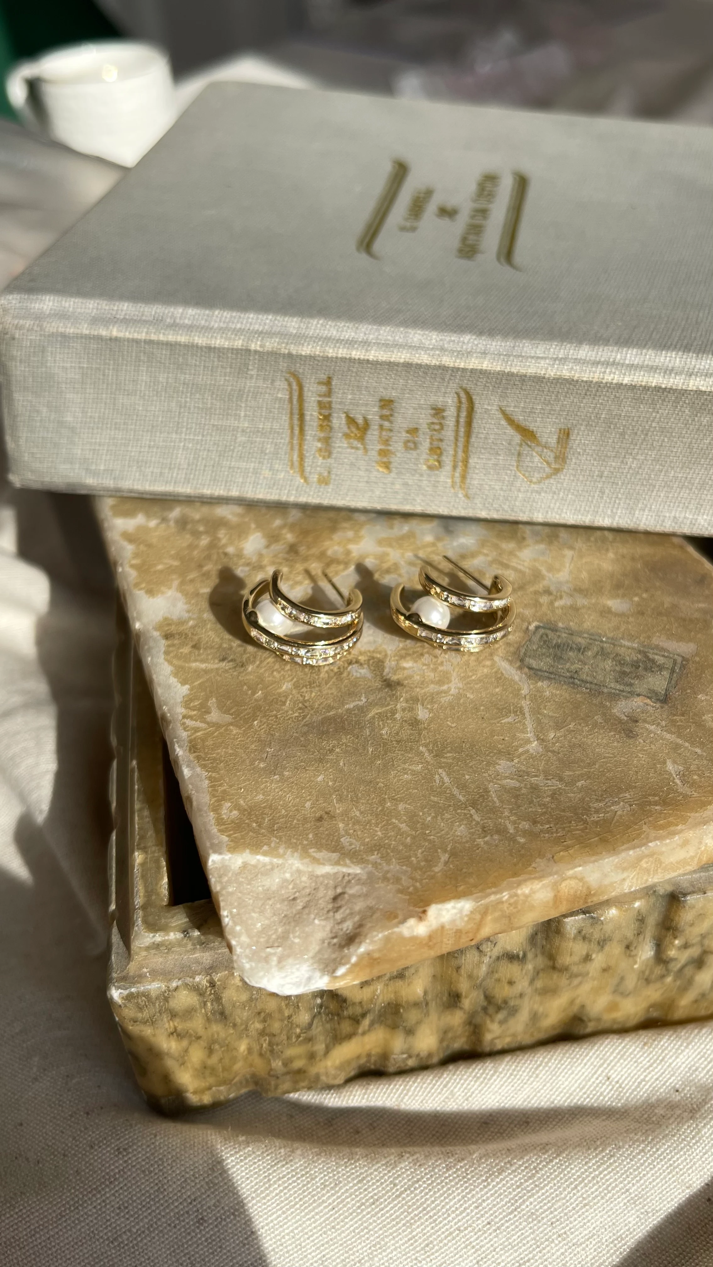 İNCİ DETAY 14K RENK XUPİNG KÜPE