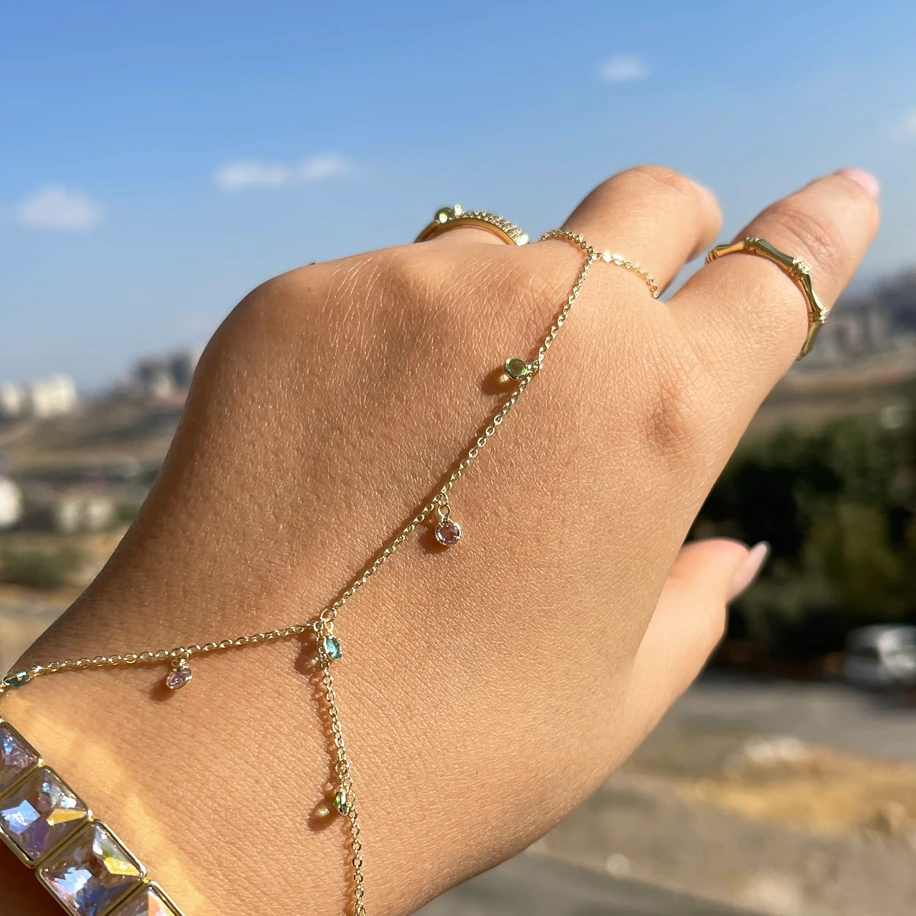 ZİRKON SALLANTILI RENKLİ TAŞ DETAY ŞAHMERAN