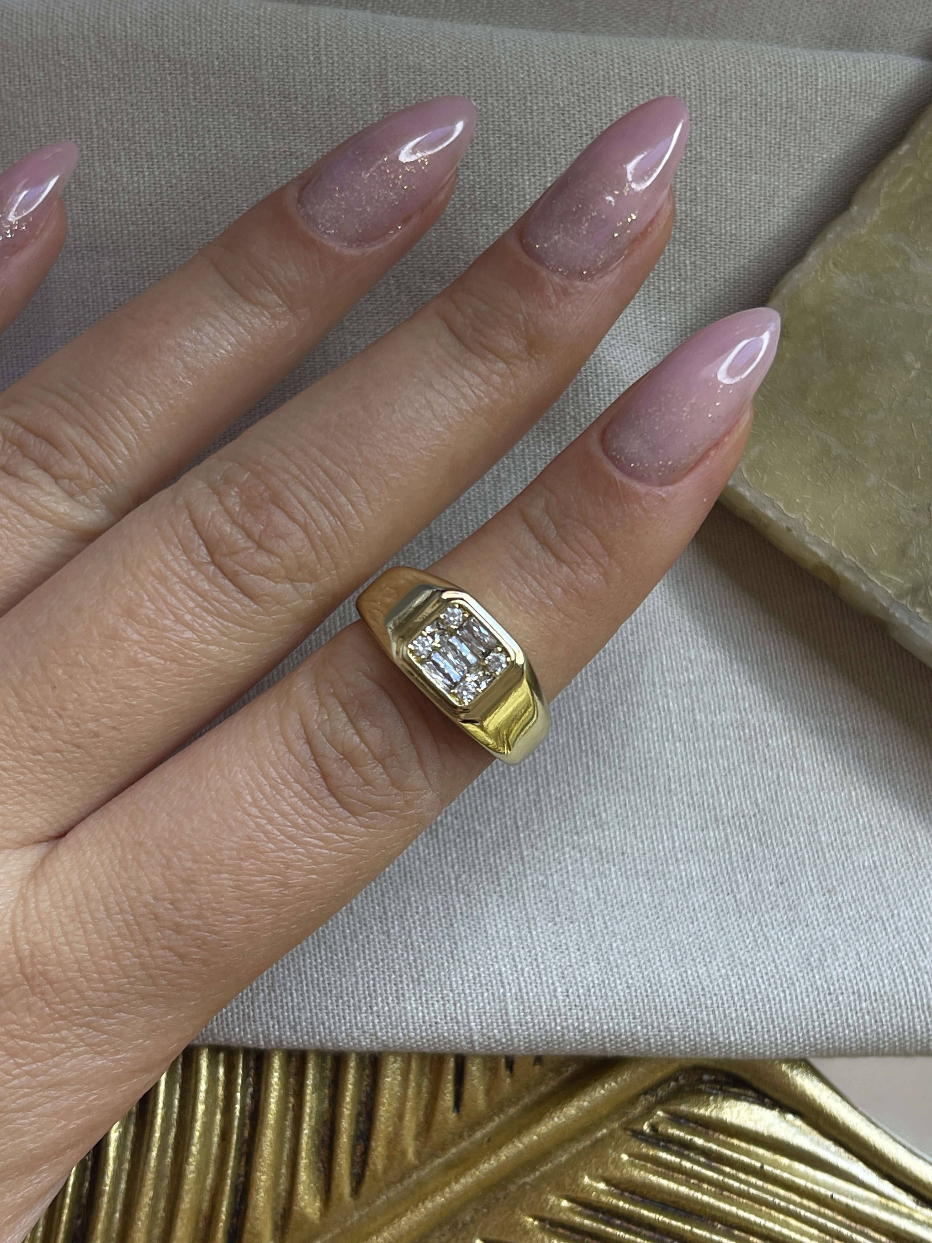 VINTAGE MODEL TEK TAŞ YÜZÜK