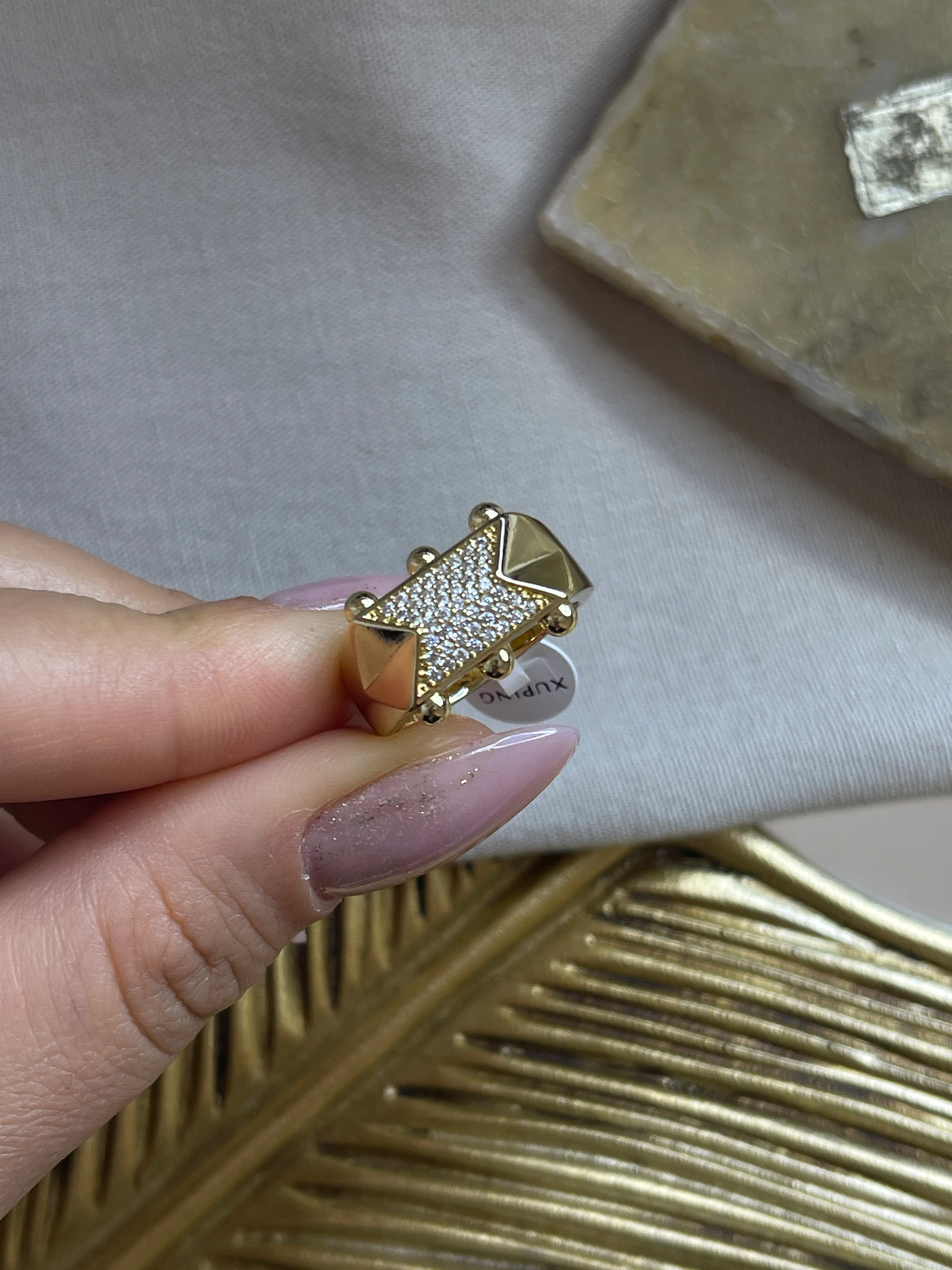 TAŞ DETAY XUPİNG YÜZÜK 