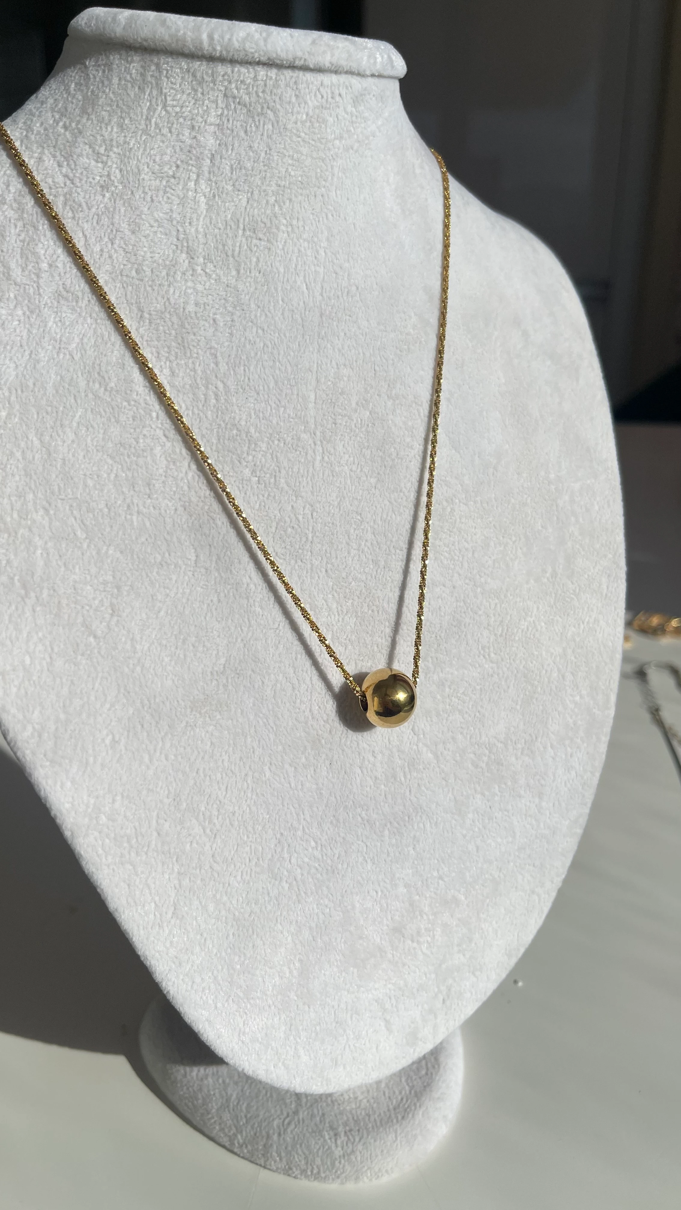 YUVARLAK UÇLU GOLD ŞIK ZİNCİR ÇELİK KOLYE