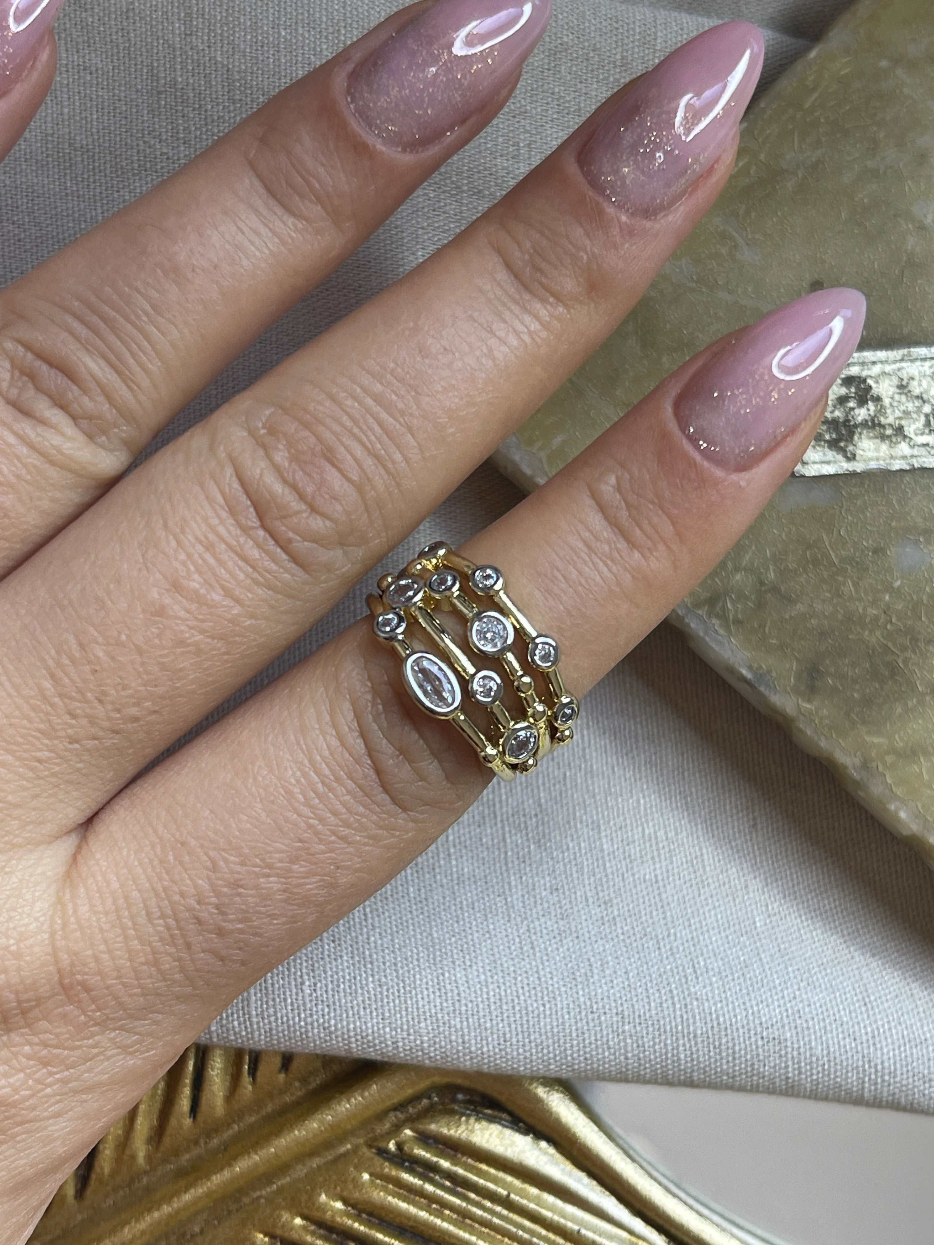 ÇOKLU TAŞ DETAY AYARLANABİLİR YÜZÜK