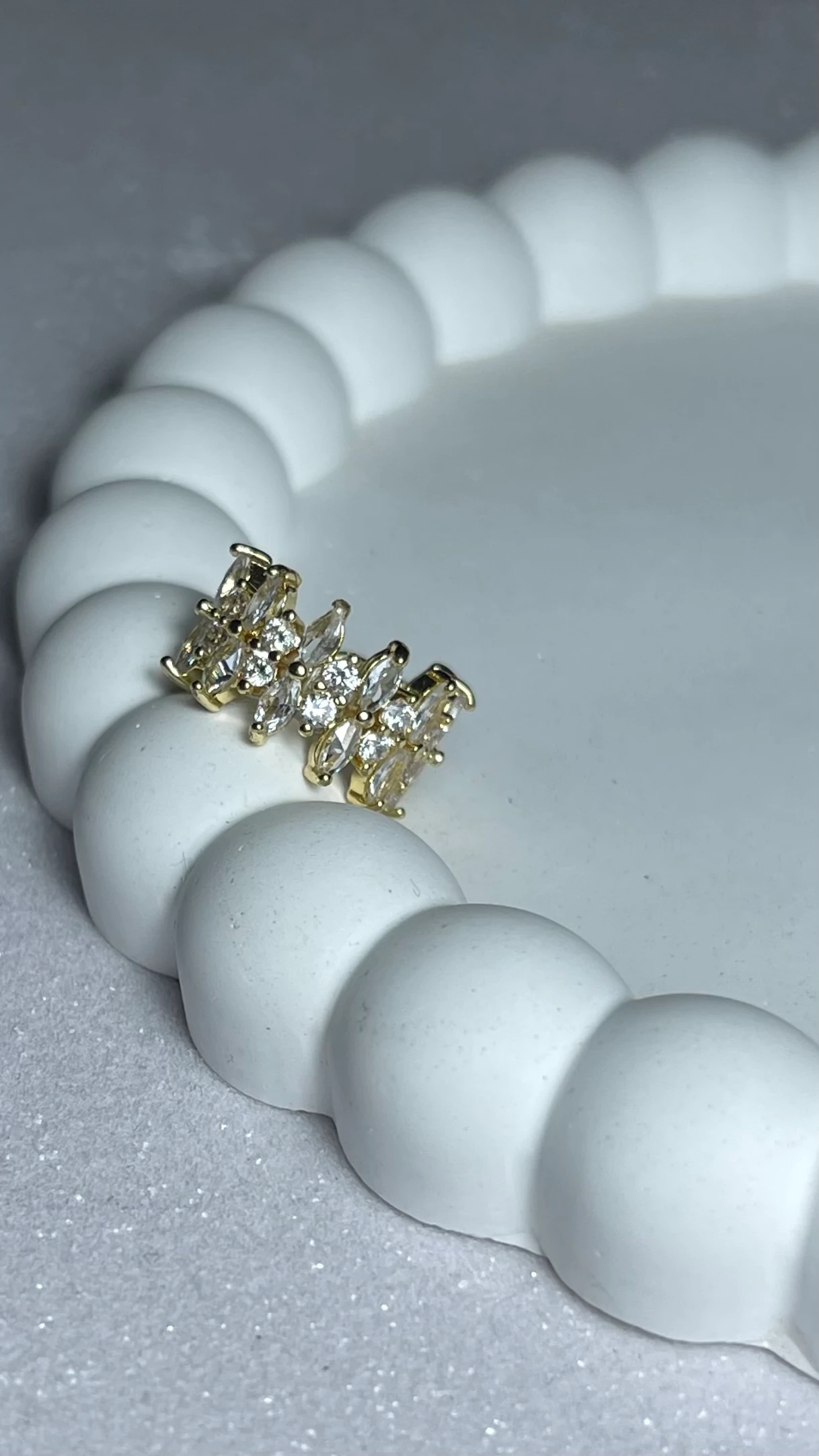 ZİRKON TAŞ ÇELİK 14K RENK EARCUFF