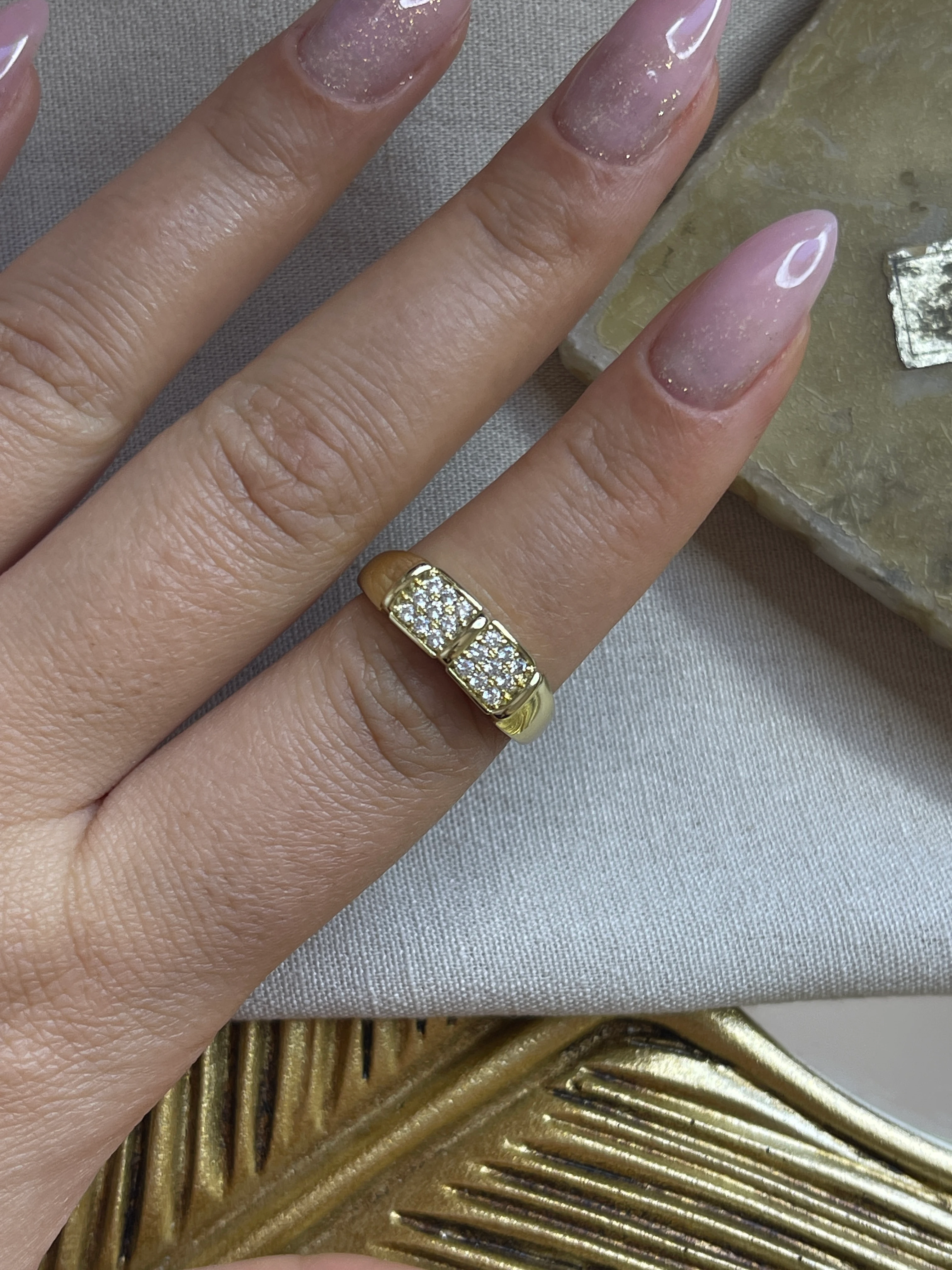 TAŞ DETAY 14K RENK XUPİNG YÜZÜK