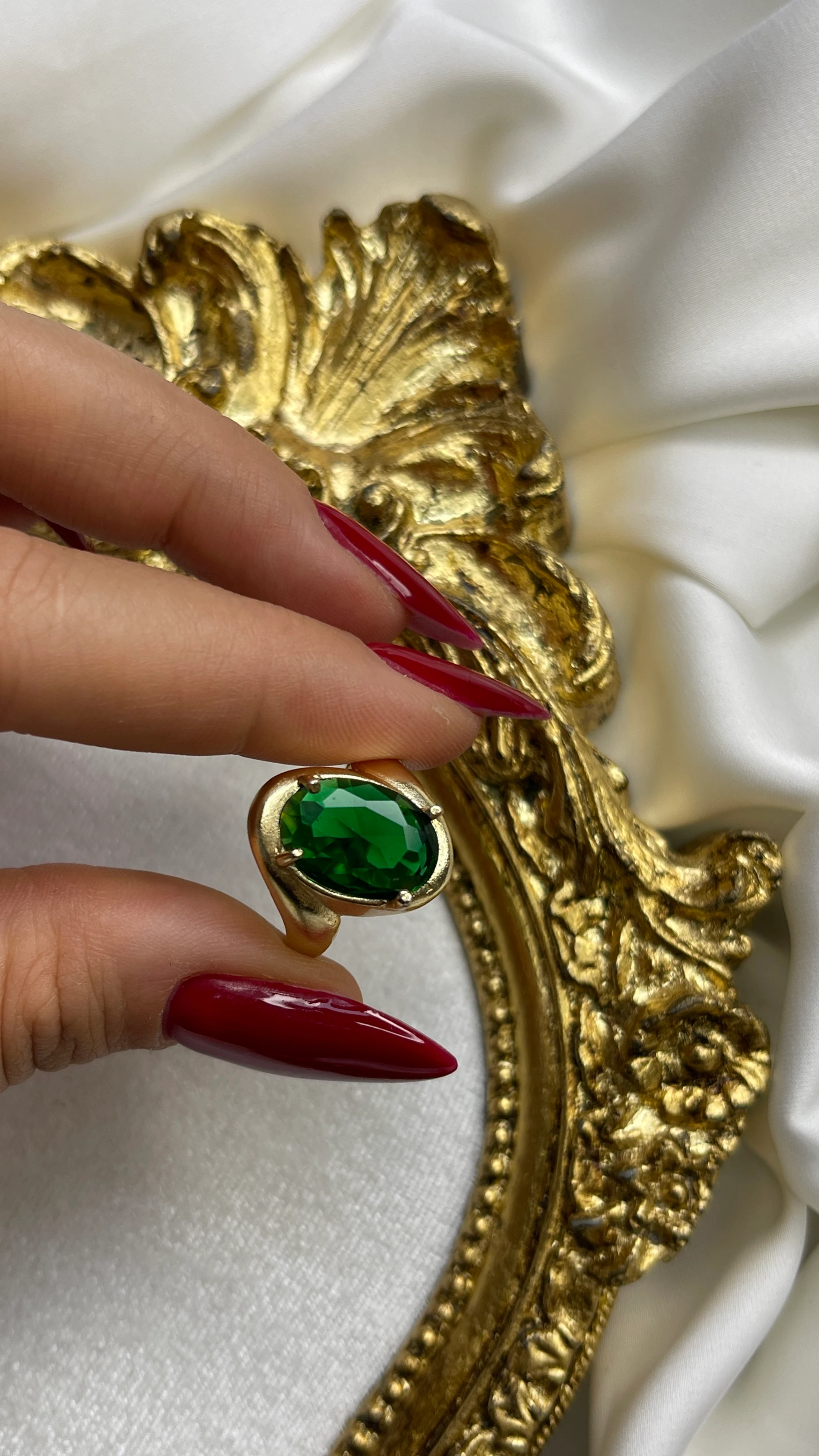 VİNTAGE MODEL TEK TAŞ YÜZÜK