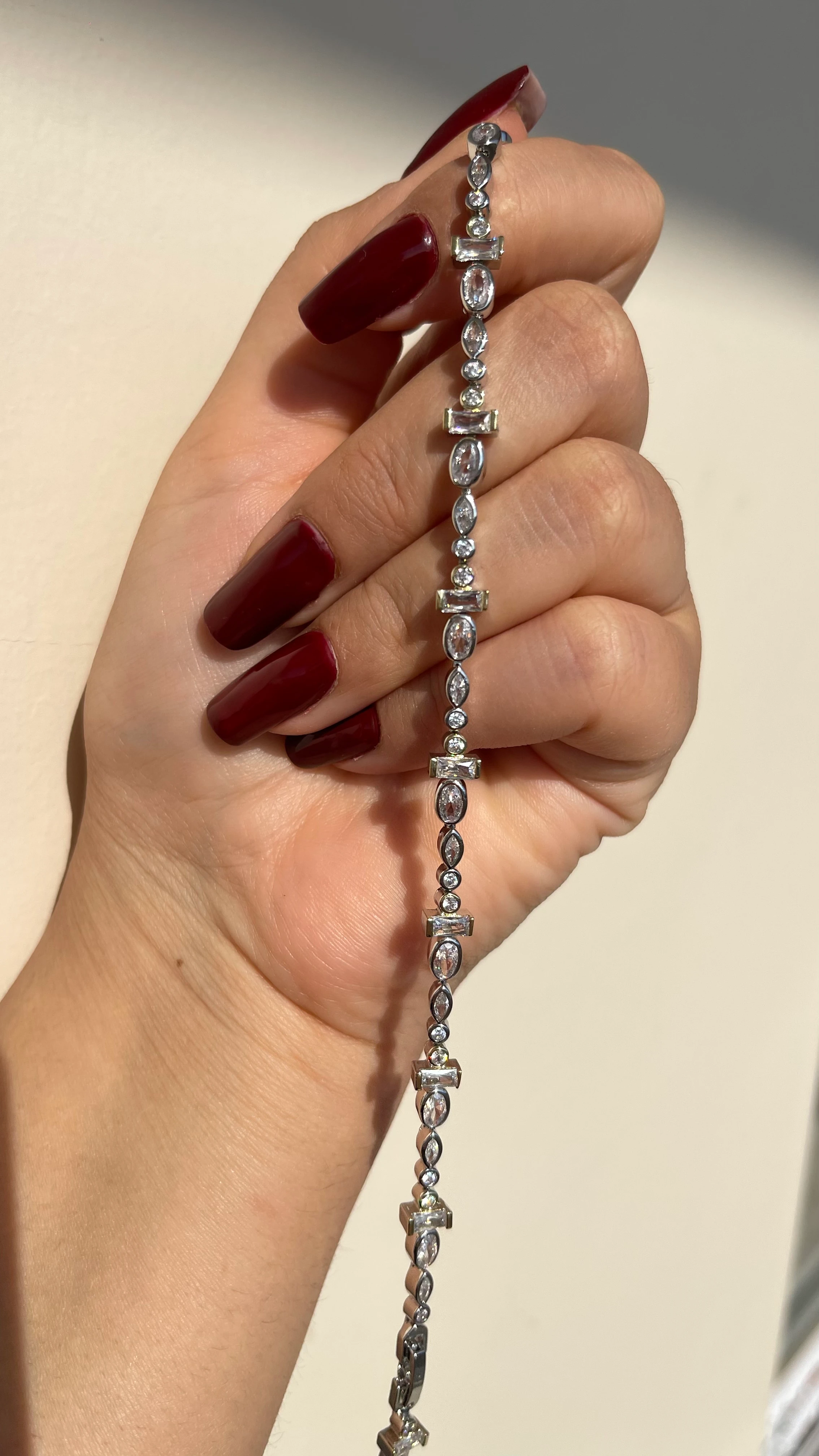 BAGET TAŞLI 14K RENK XUPİNG VIP BİLEKLİK