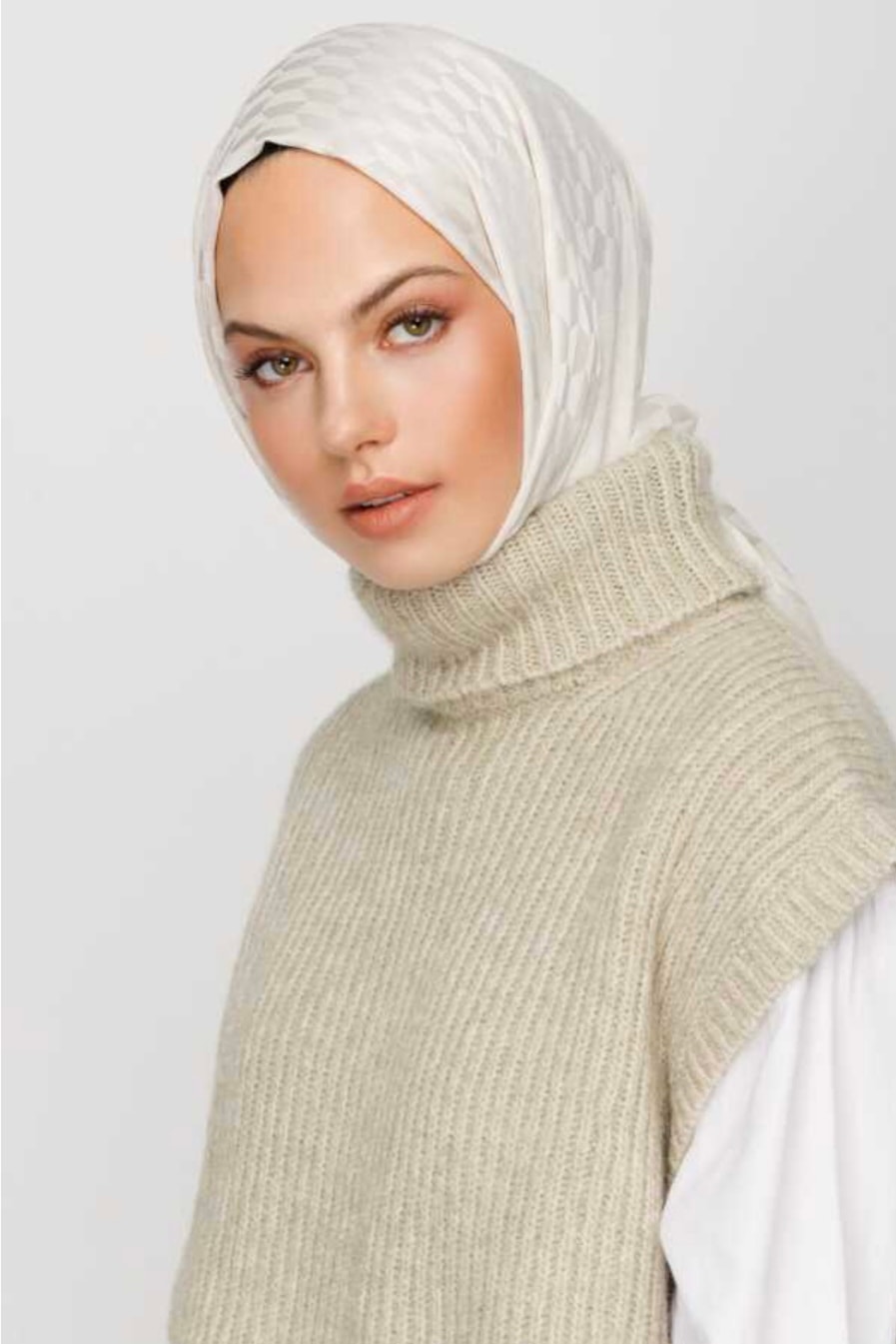Kırık Beyaz