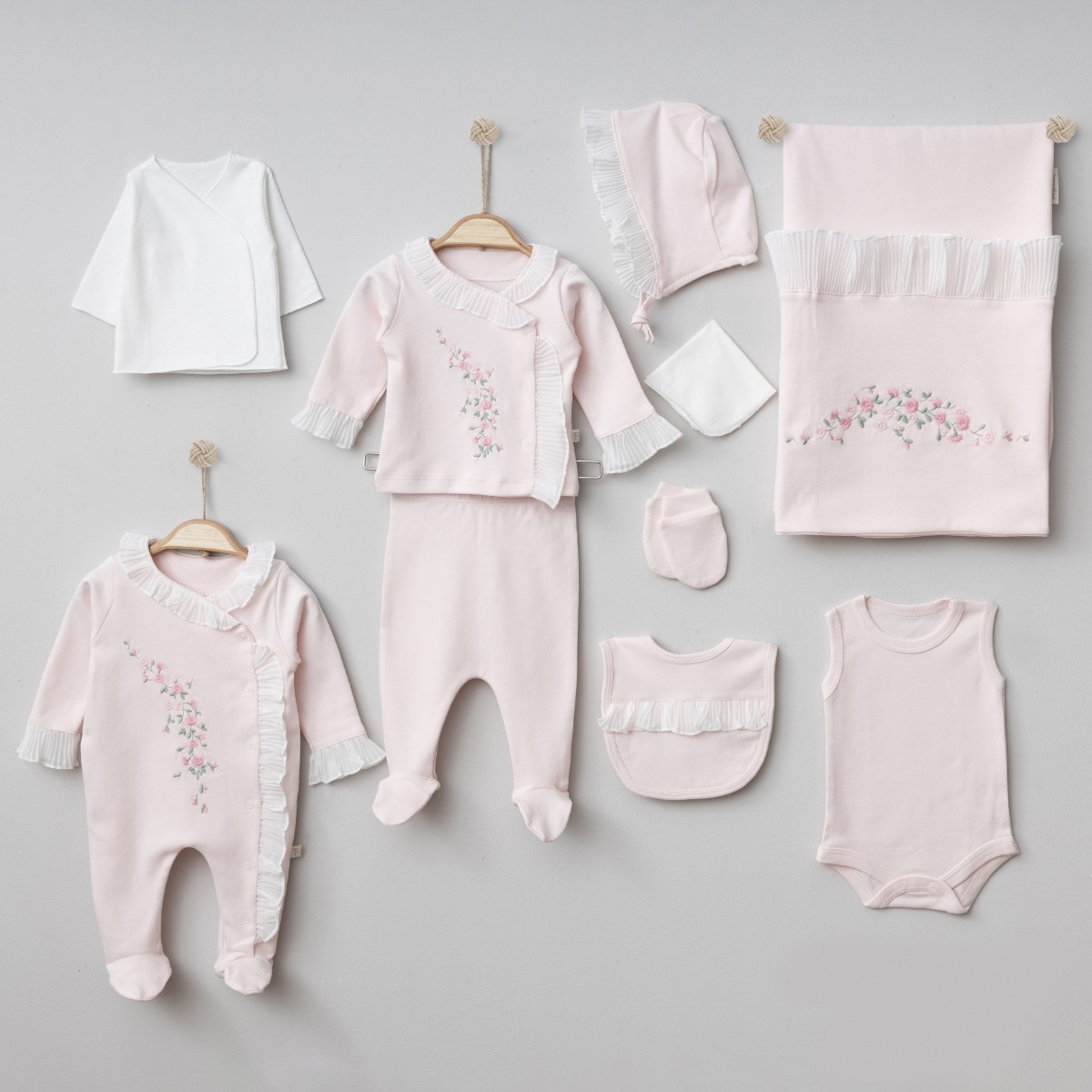 Kız Bebek 0-3 Ay Premium Pudra Naturel Çiçek Nakışlı 10lu Set