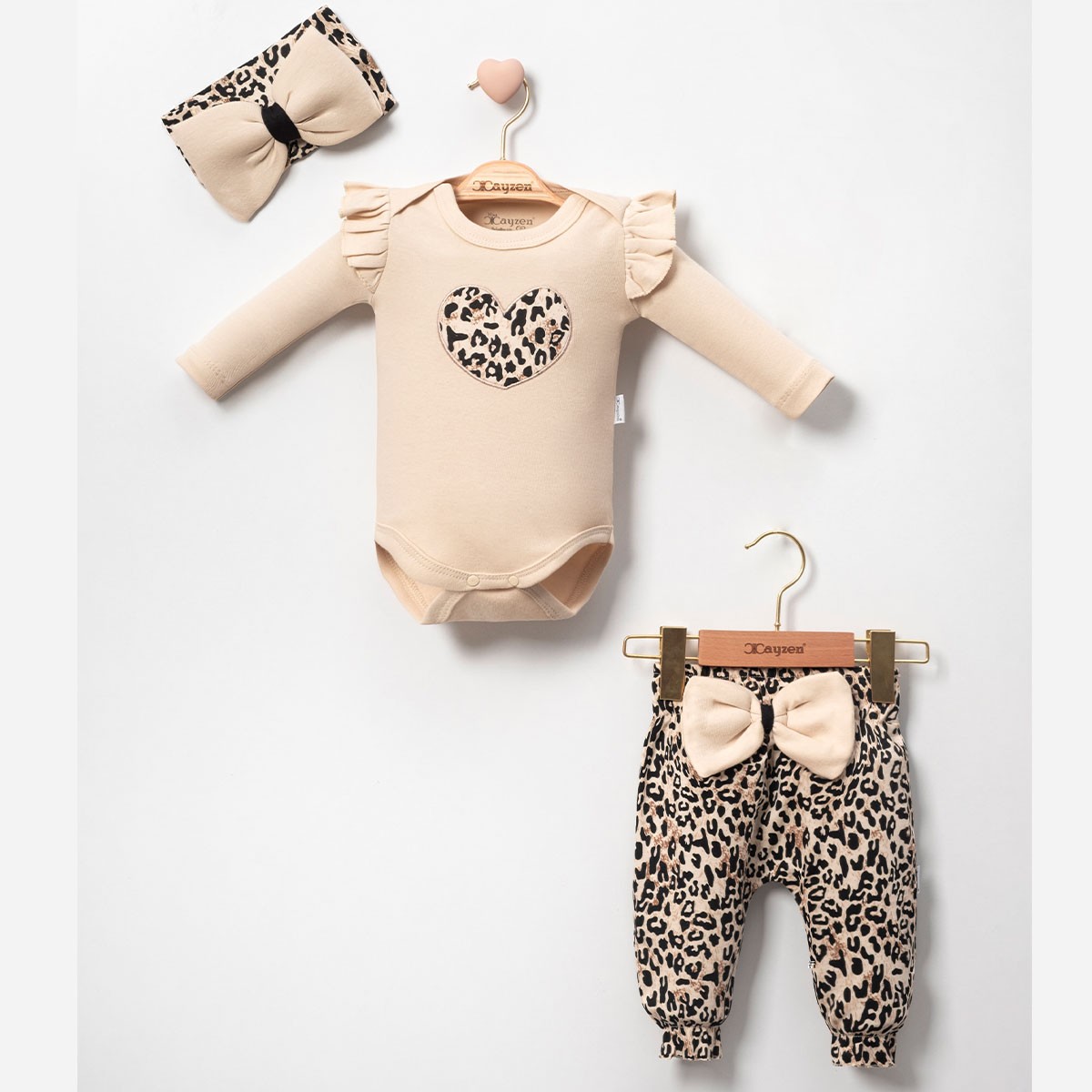 Kız Bebek Leoparlı Kalpli 3lü Takım