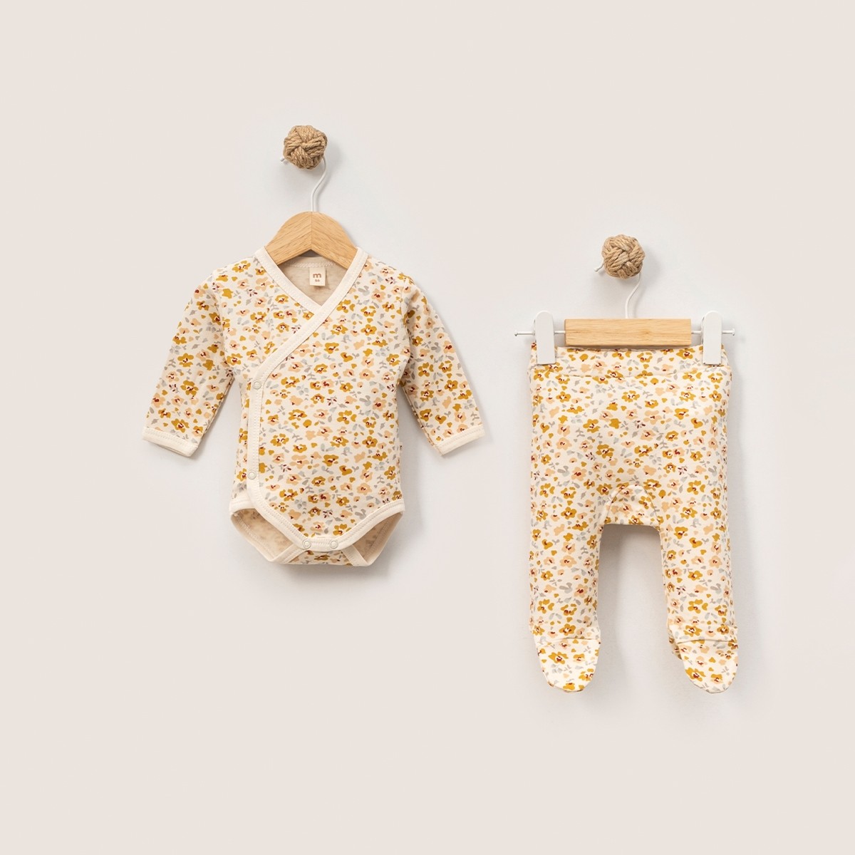 Kız Bebek Çıtır Çiçekli Battaniyeli Kruvaze Bodyli 3lü Set 