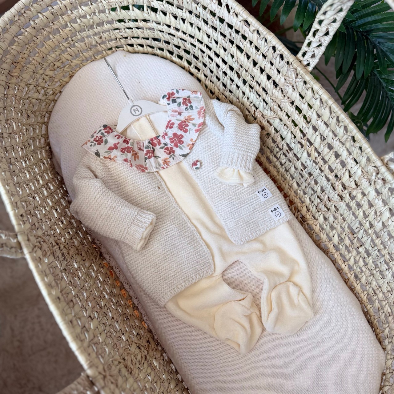 Kız Bebek Premium Organik Pamuk Krem Bahar Temalı Hırkalı Kadife Tulum