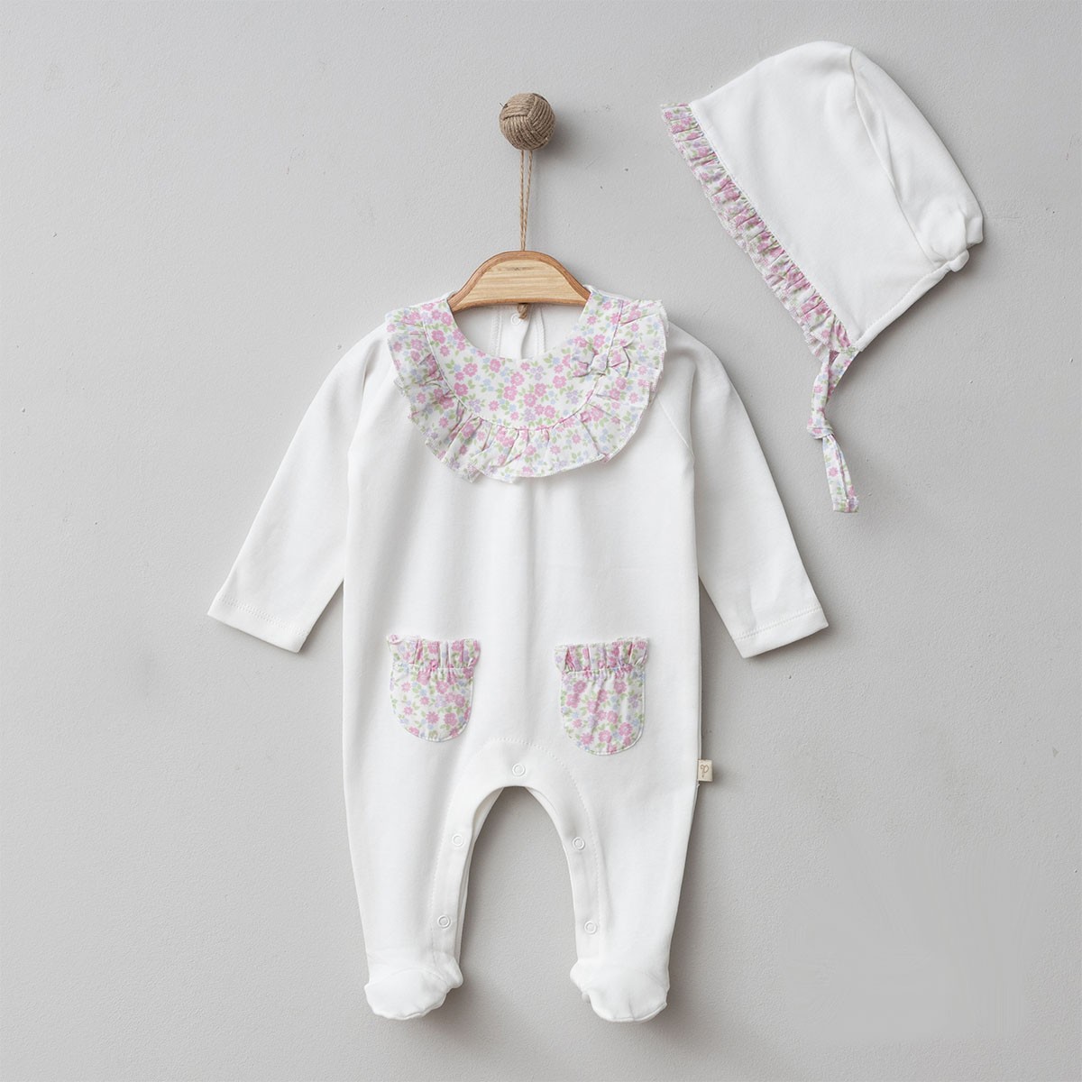 Kız Bebek Premium Jakarlı Şapkalı Tulum