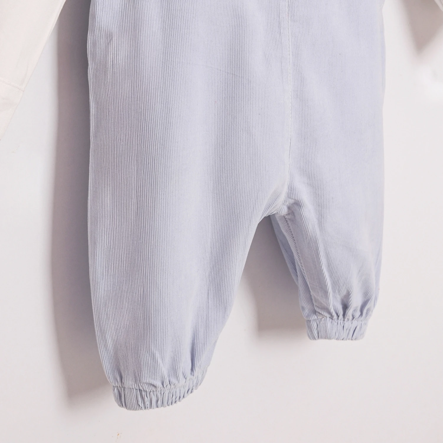 Erkek Bebek Chic Mavi Kadife Kumaş Papyonlu Salopetli Takım