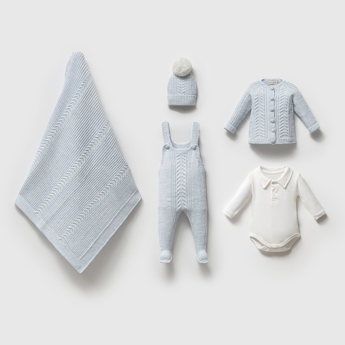 Erkek Bebek Premium 0-3 Ay Mavi Aran Saçlı Salopetli 5li Set