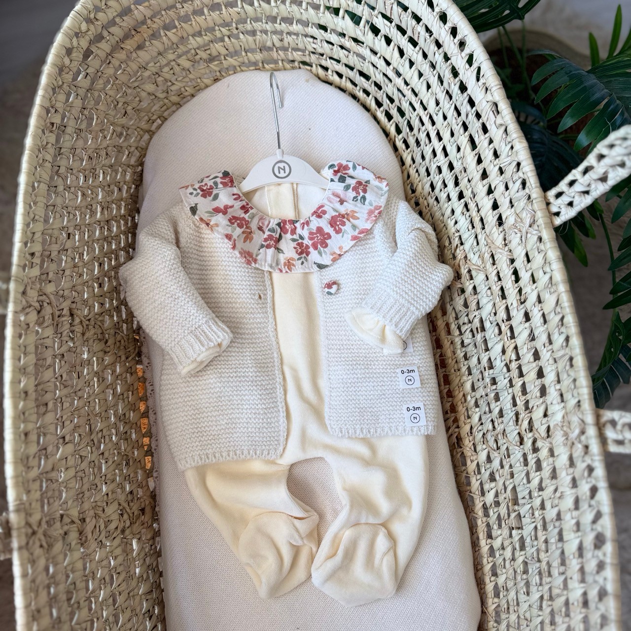 Kız Bebek Premium Organik Pamuk Krem Bahar Temalı Hırkalı Kadife Tulum
