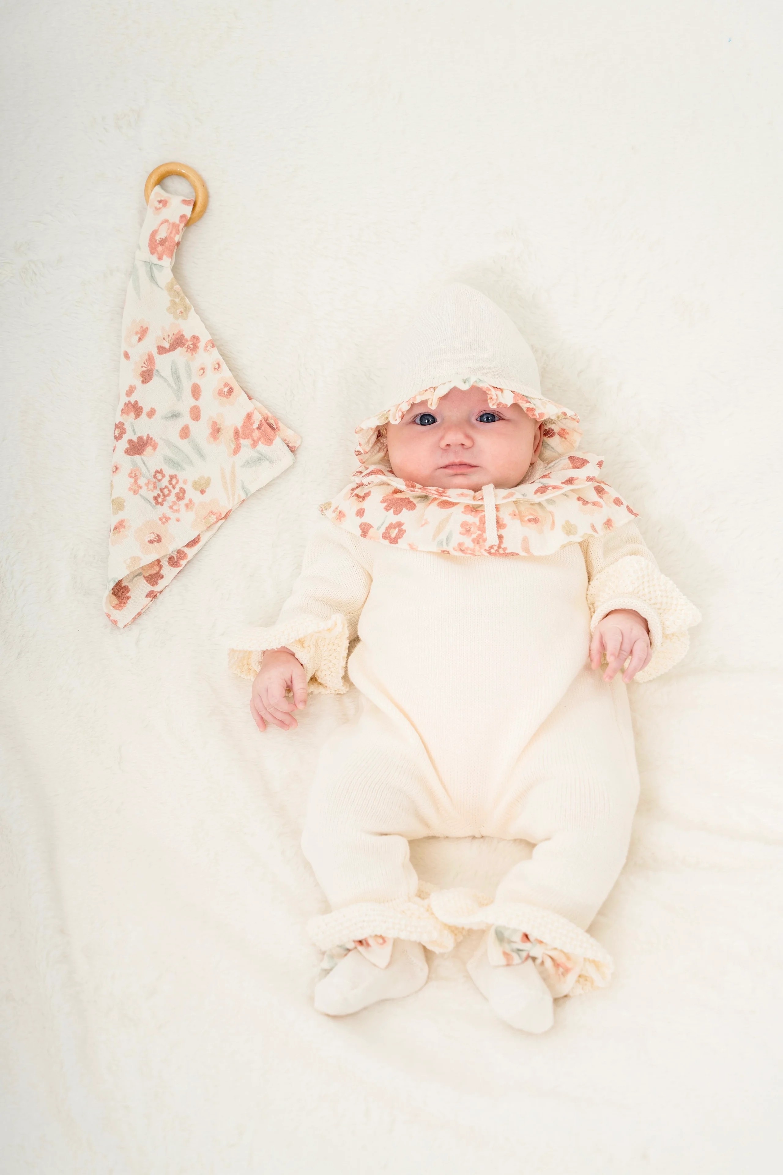Kız Bebek 0-3 Ay Premium Organik Pamuk Çiçek ve Volan Detay  5li Set 