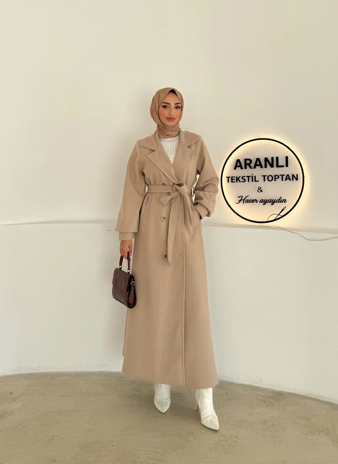 Tam Boy Tesettür Kaşe Kaban - Bej main variant image