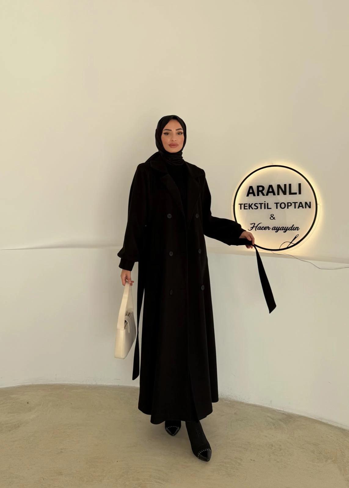 Tam Boy Tesettür Kaşe Kaban - Siyah main variant image