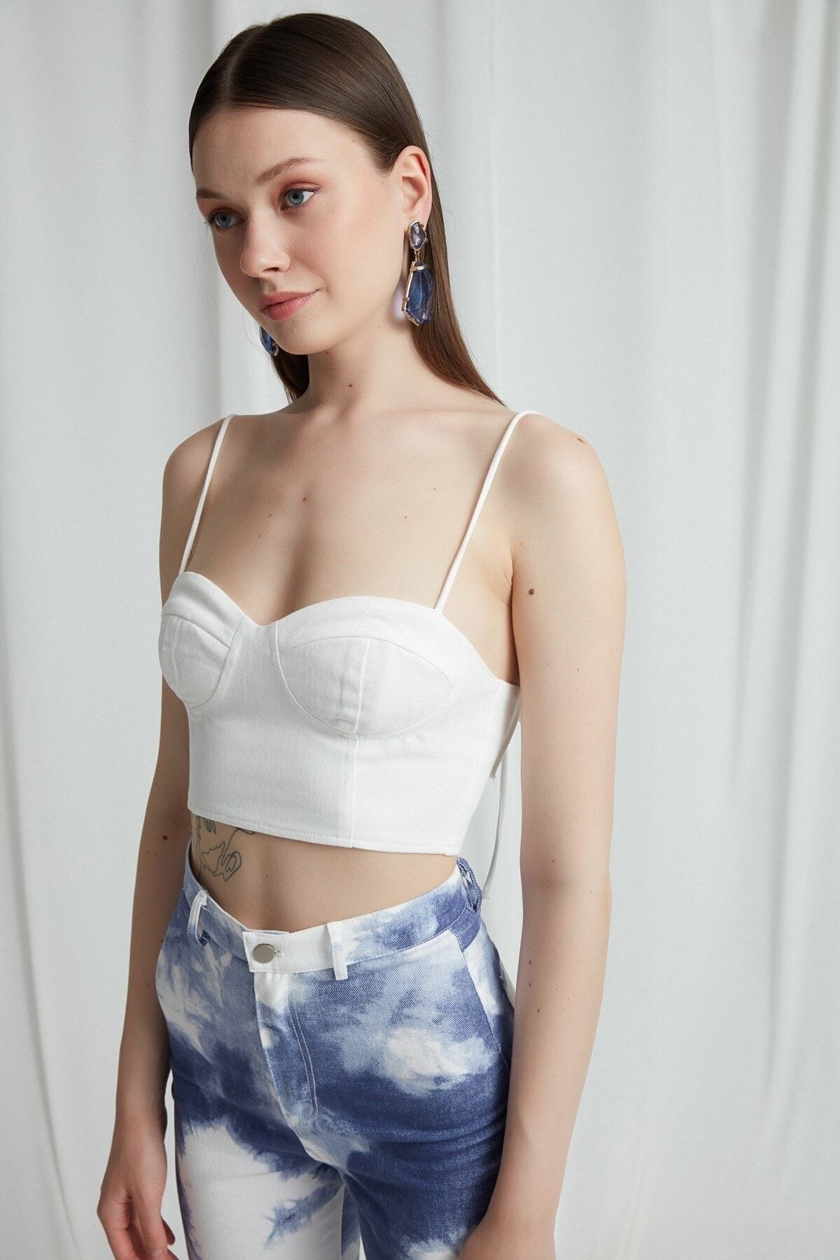 Rena Büstiyer