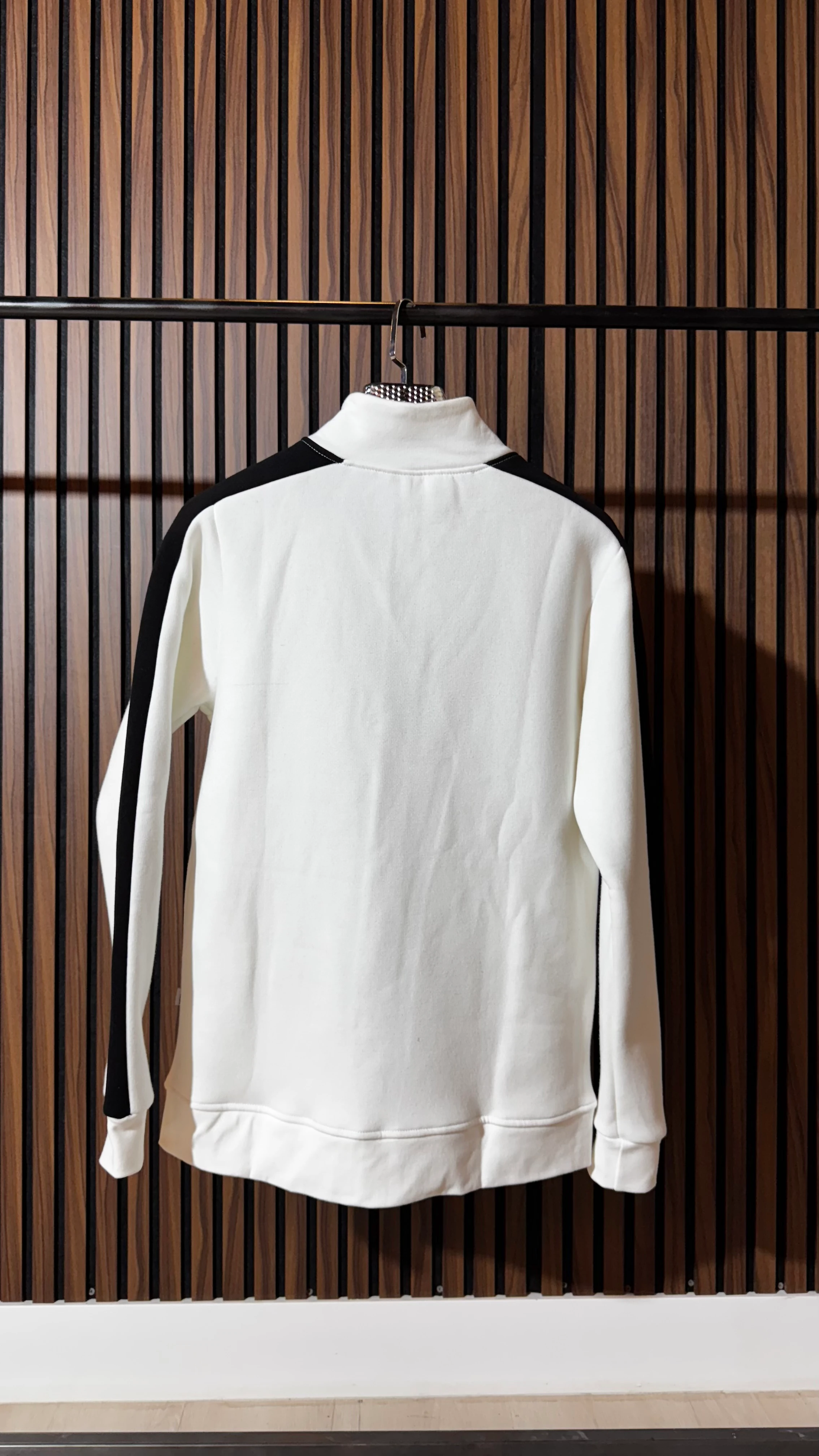 LCST Premium Şeritli Beyaz Hırka 