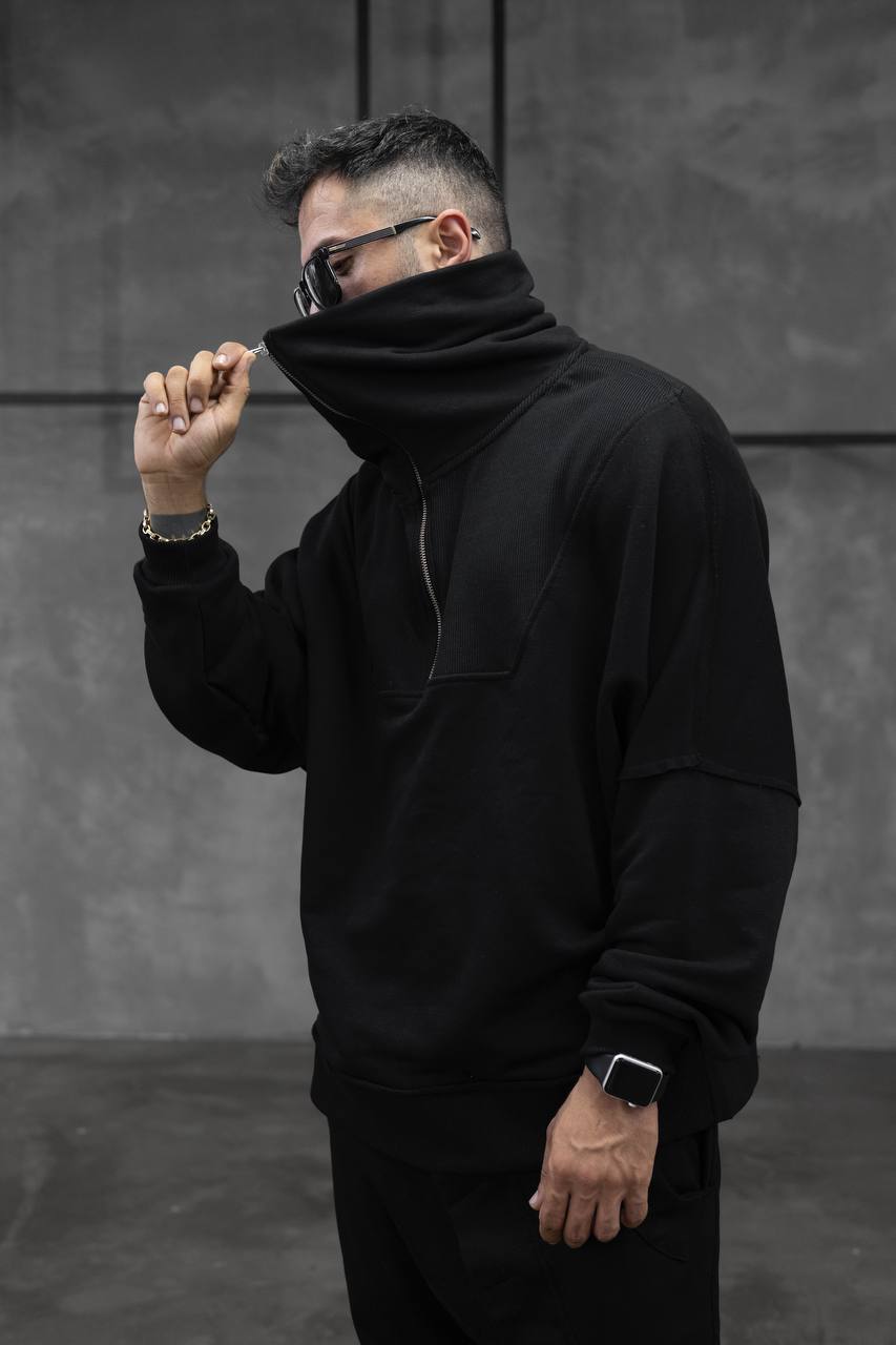 Black Sweatshirt