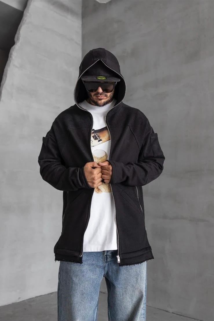 Detalied Black Jacket