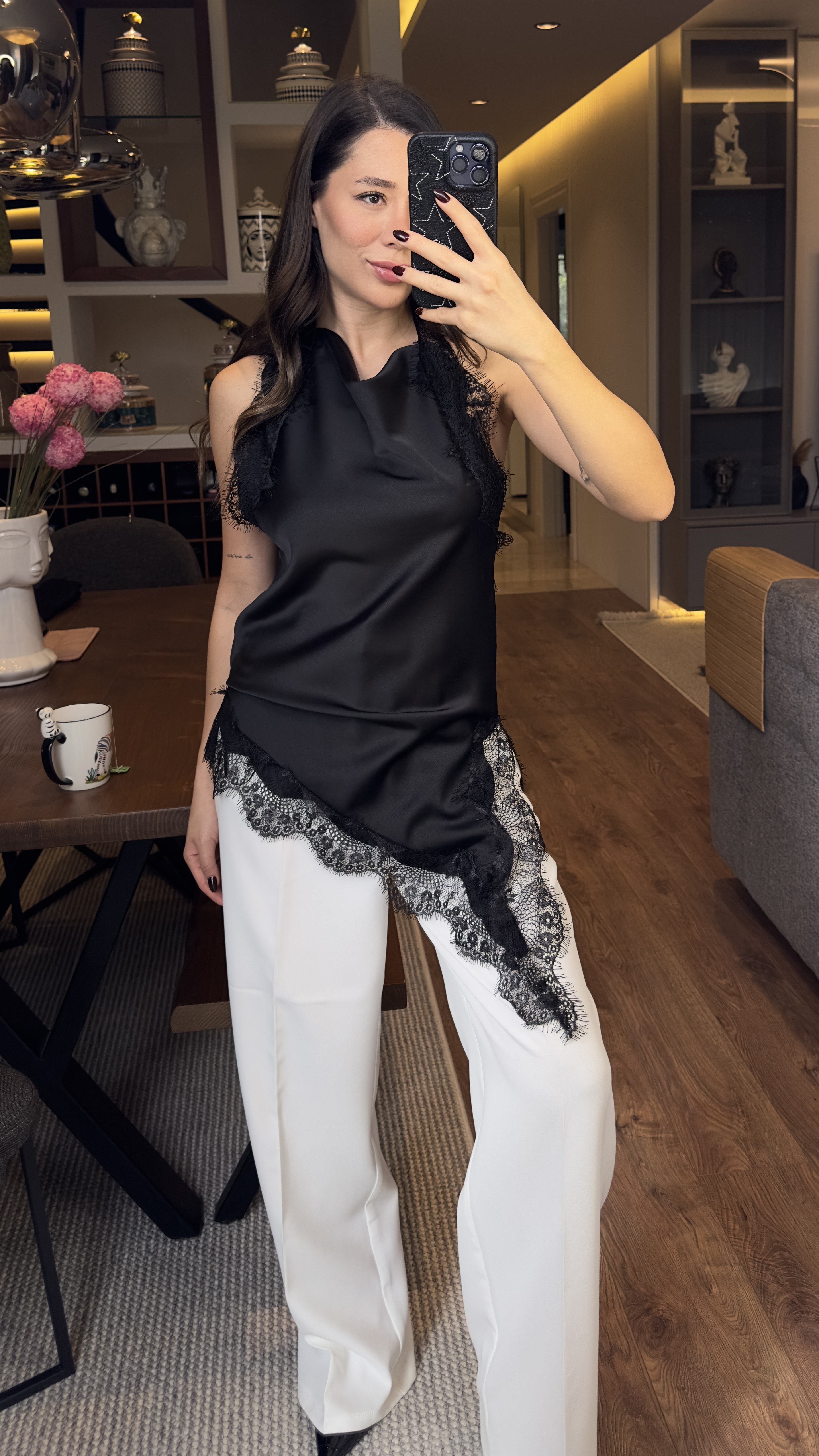 Prity Siyah Dantel Detaylı Saten Bluz