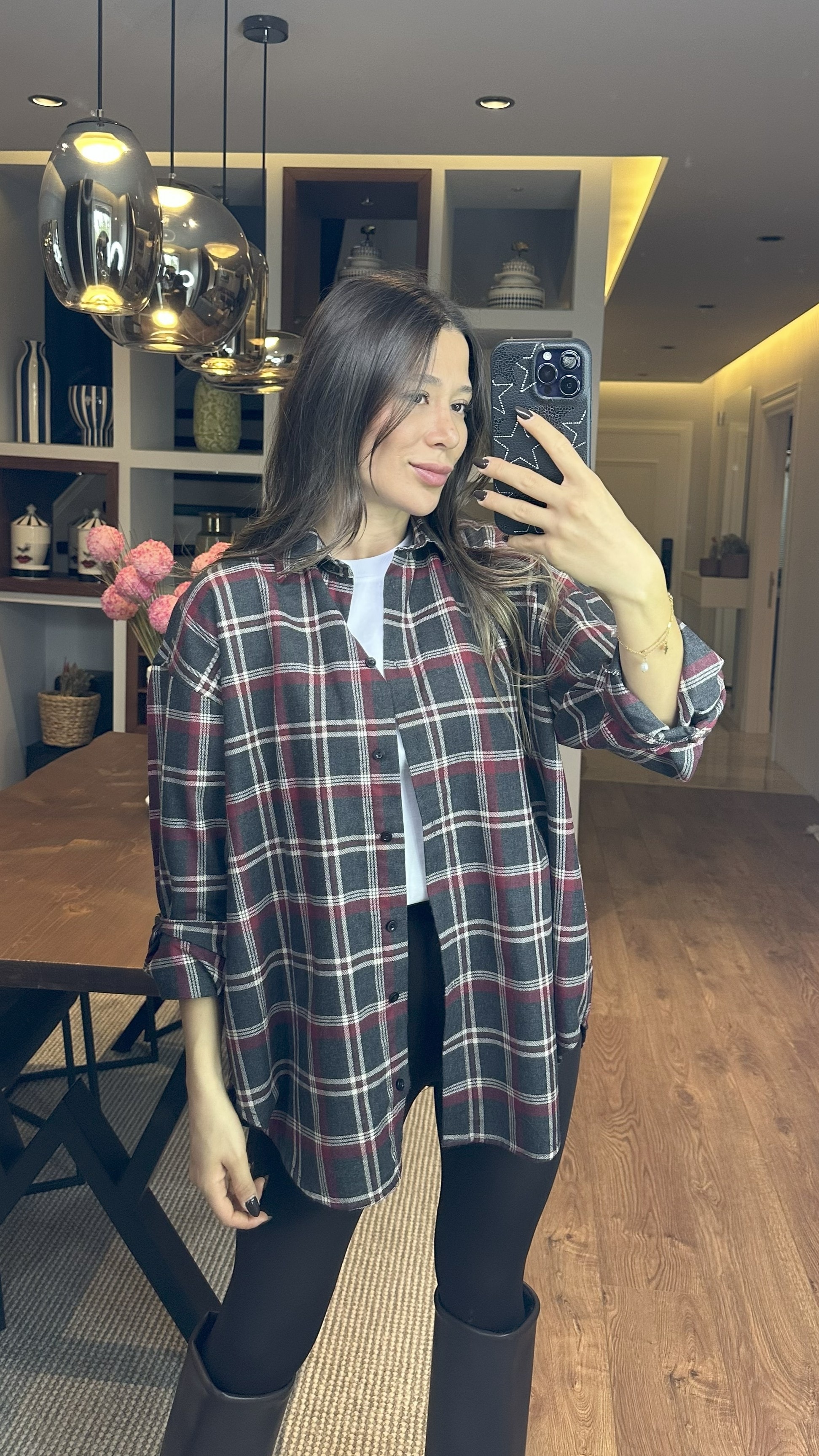 Altı Oval Kesim Ekoseli Gömlek 
