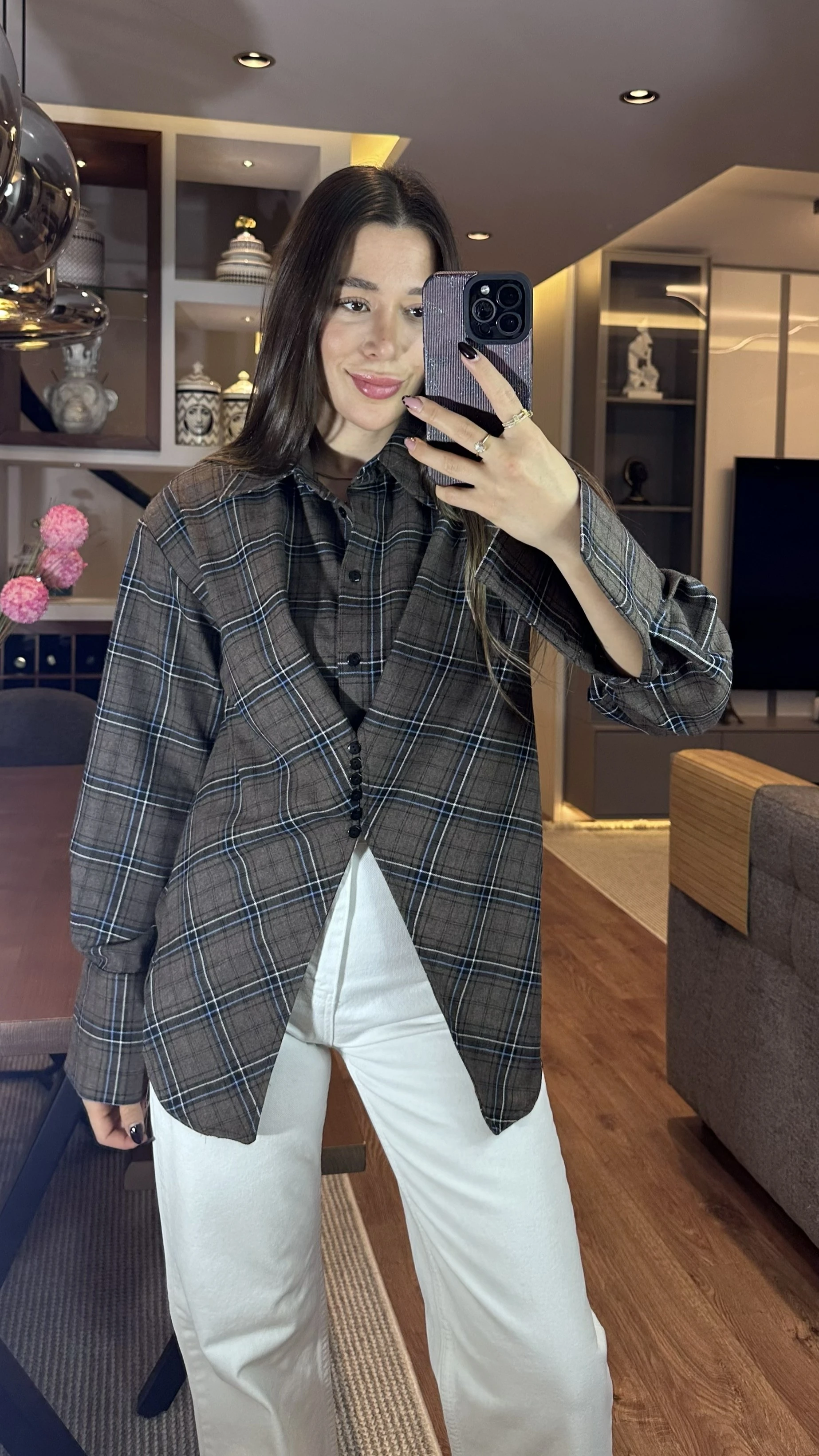 Kahverengi Ekoseli Asimetrik Detaylı Vatkalı Gömlek 