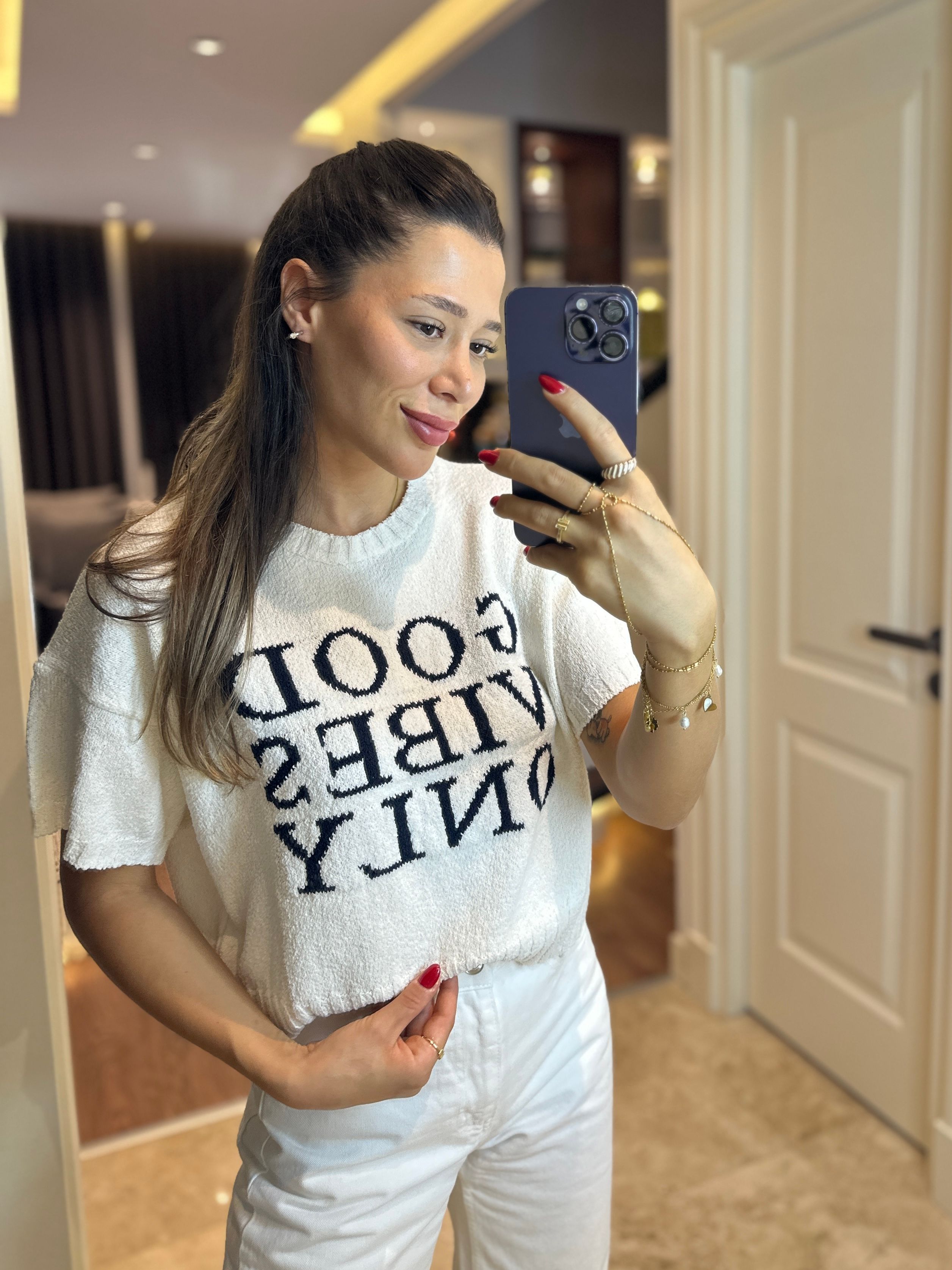Beyaz Triko Kısa Kollu Kazak 