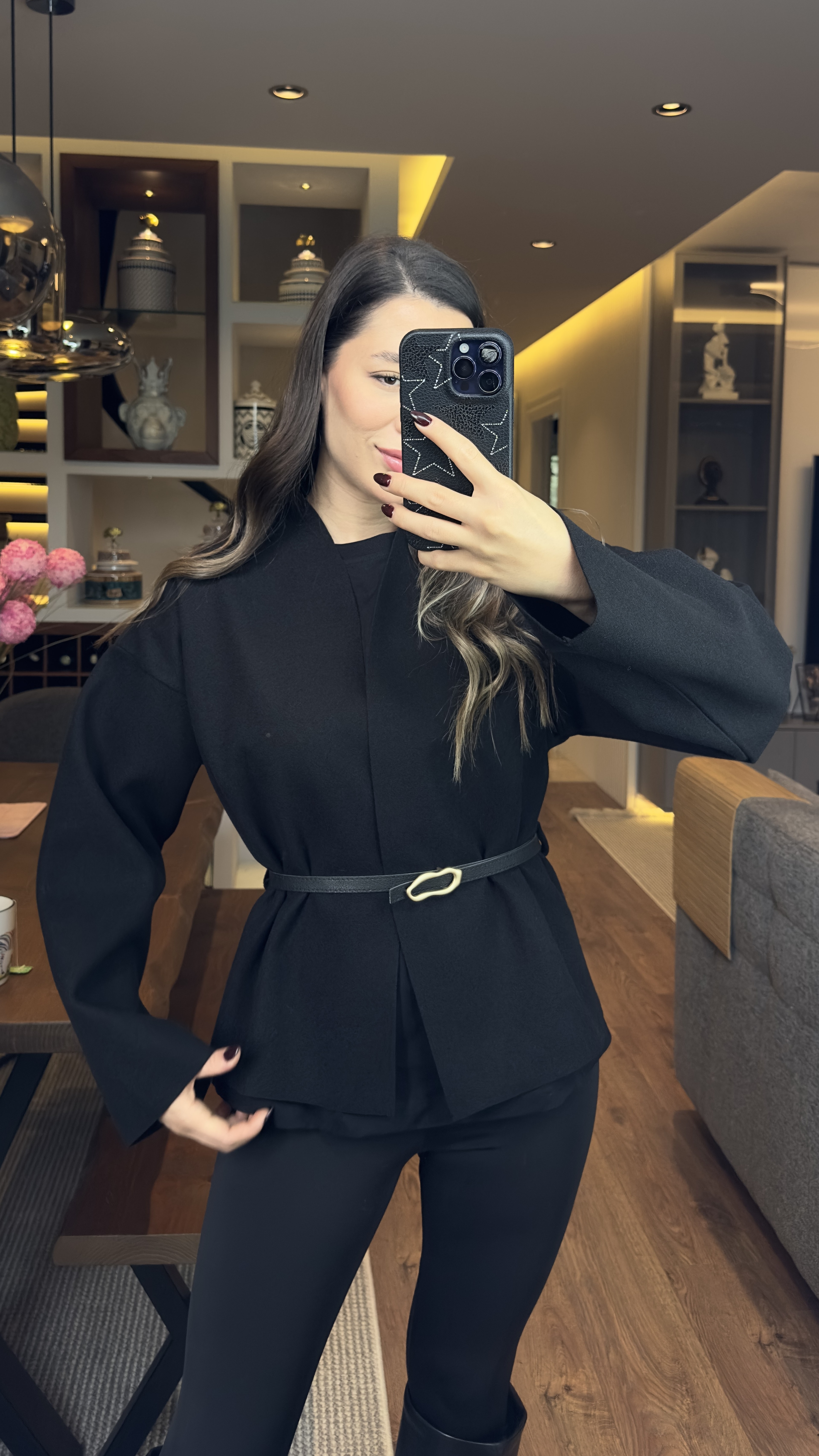 Siyah Kemerli Ceket 