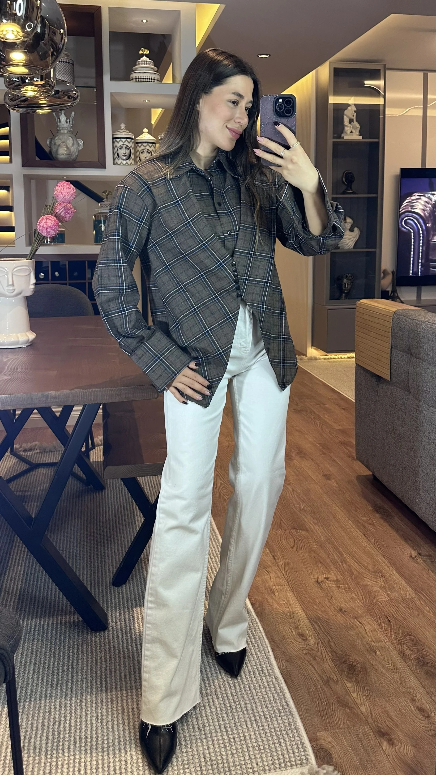 Kahverengi Ekoseli Asimetrik Detaylı Vatkalı Gömlek 