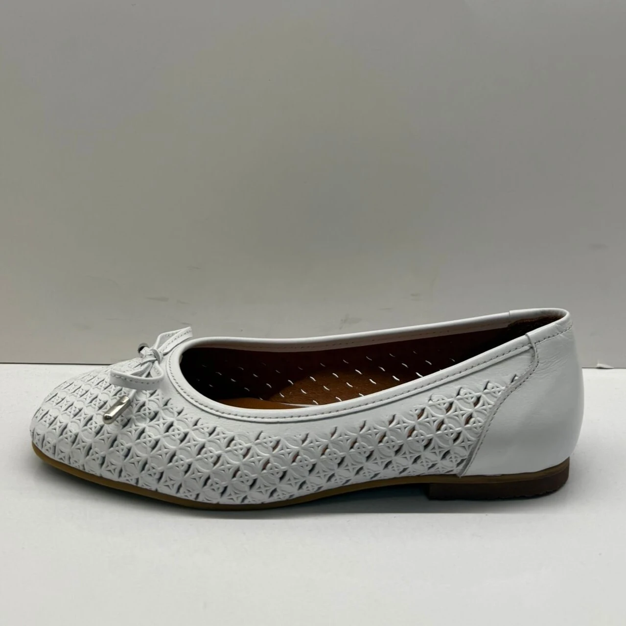 99641 ZENNE BABET (36-40)