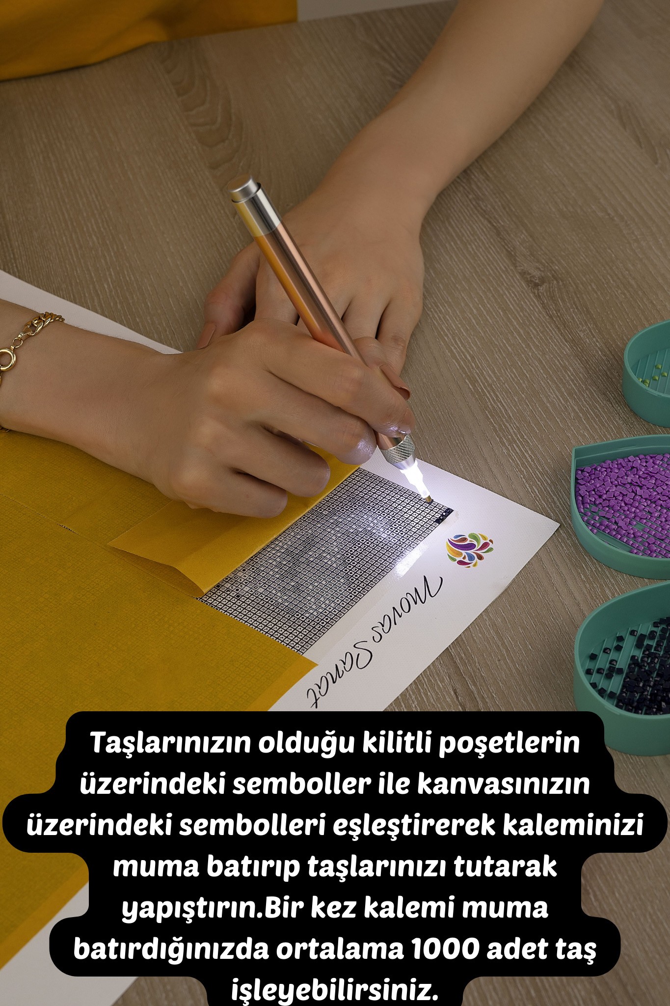 Movas Sanat Kuzey Işıklarında Yavru Zürafa |Mozaik Puzzle | Elmas Mozaik Tablo |40x70cm |E20204648