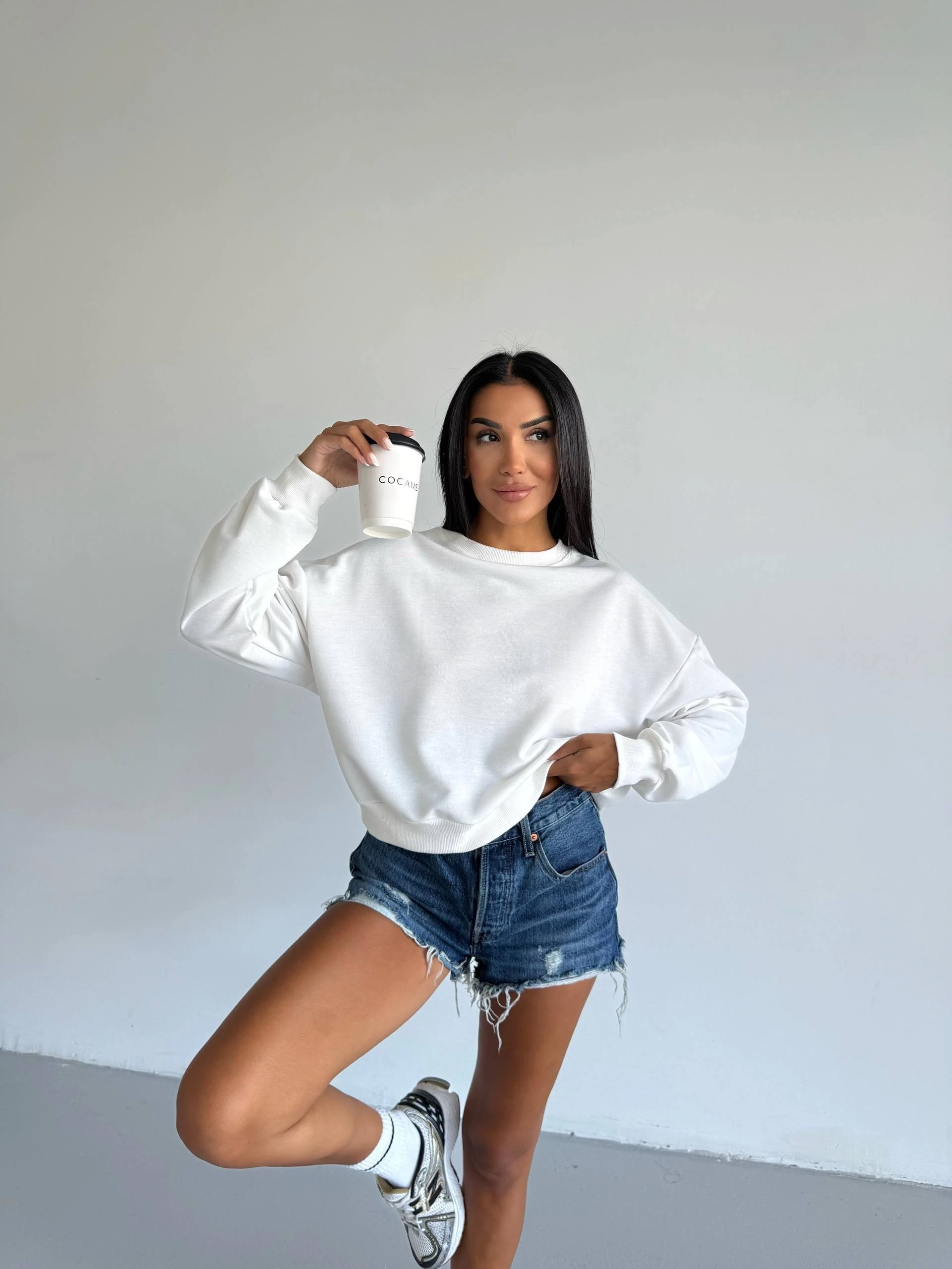 2 iplik bisiklet yaka sweat beyaz