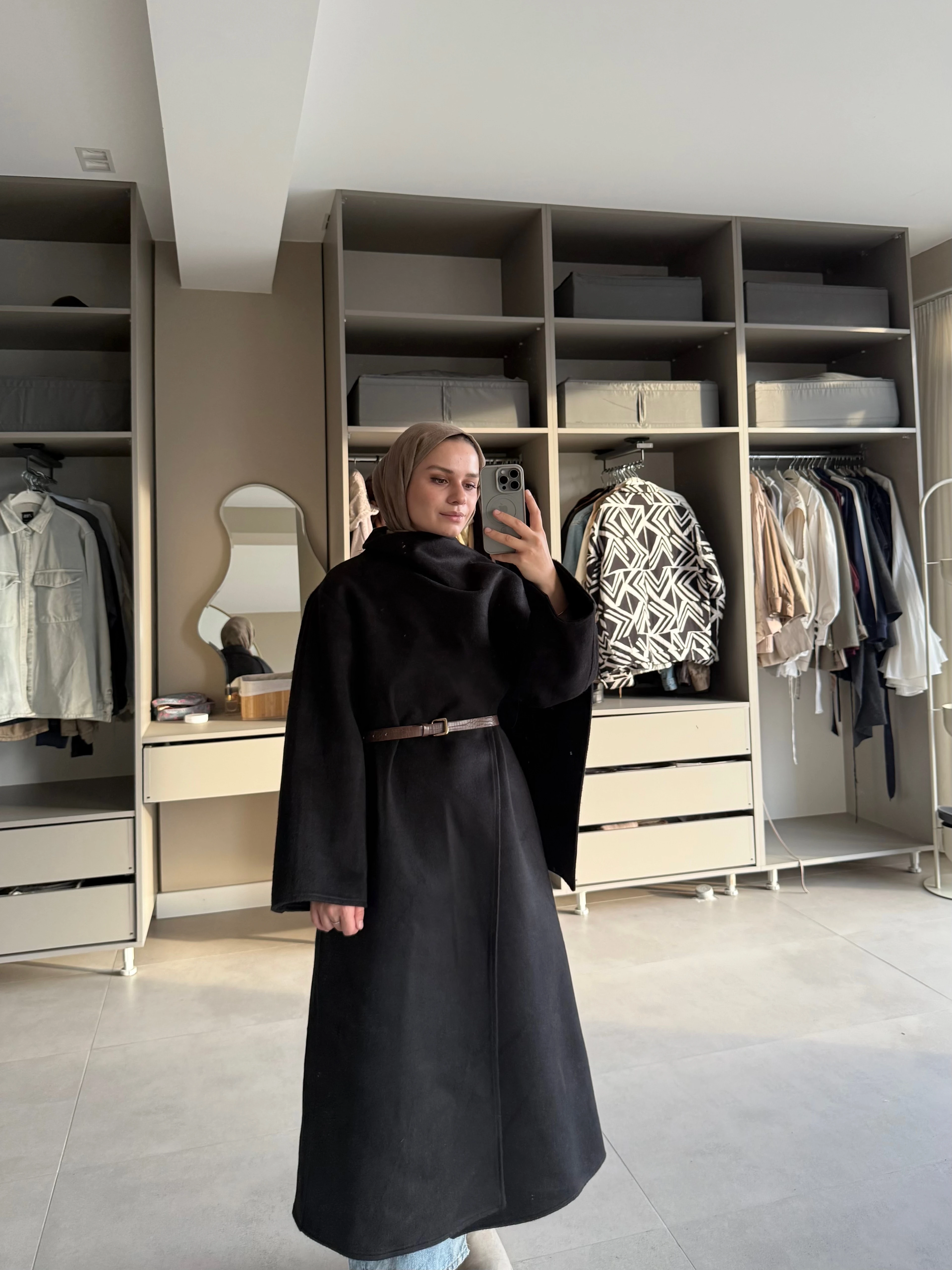 ŞAL YAKA KAŞE KABAN - Siyah