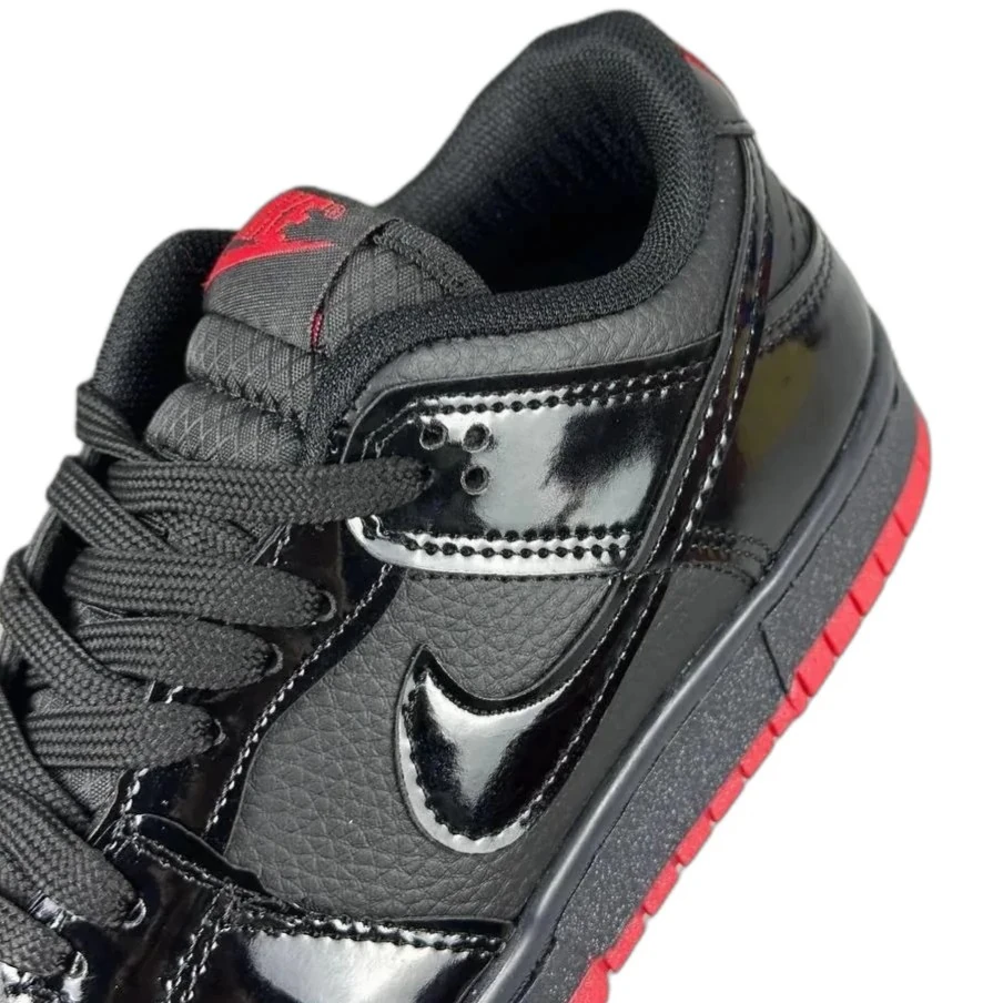 Dunk Siyah Kırmızı Rugan Hq