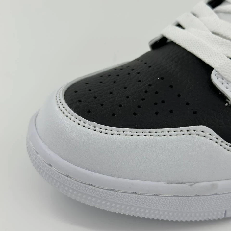 Jordan 1 Low Beyaz Siyah HQ