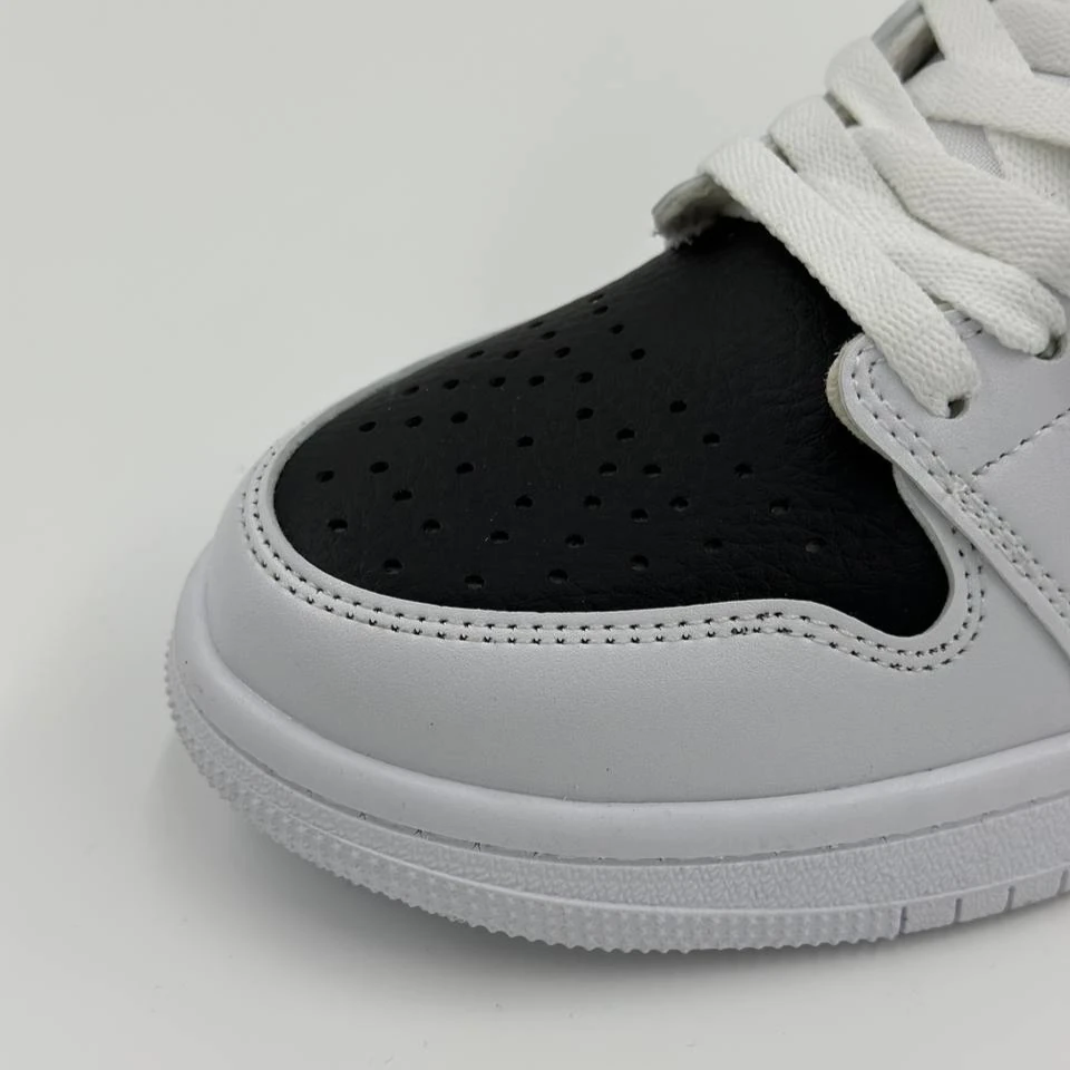 Jordan 1 High Beyaz Siyah HQ