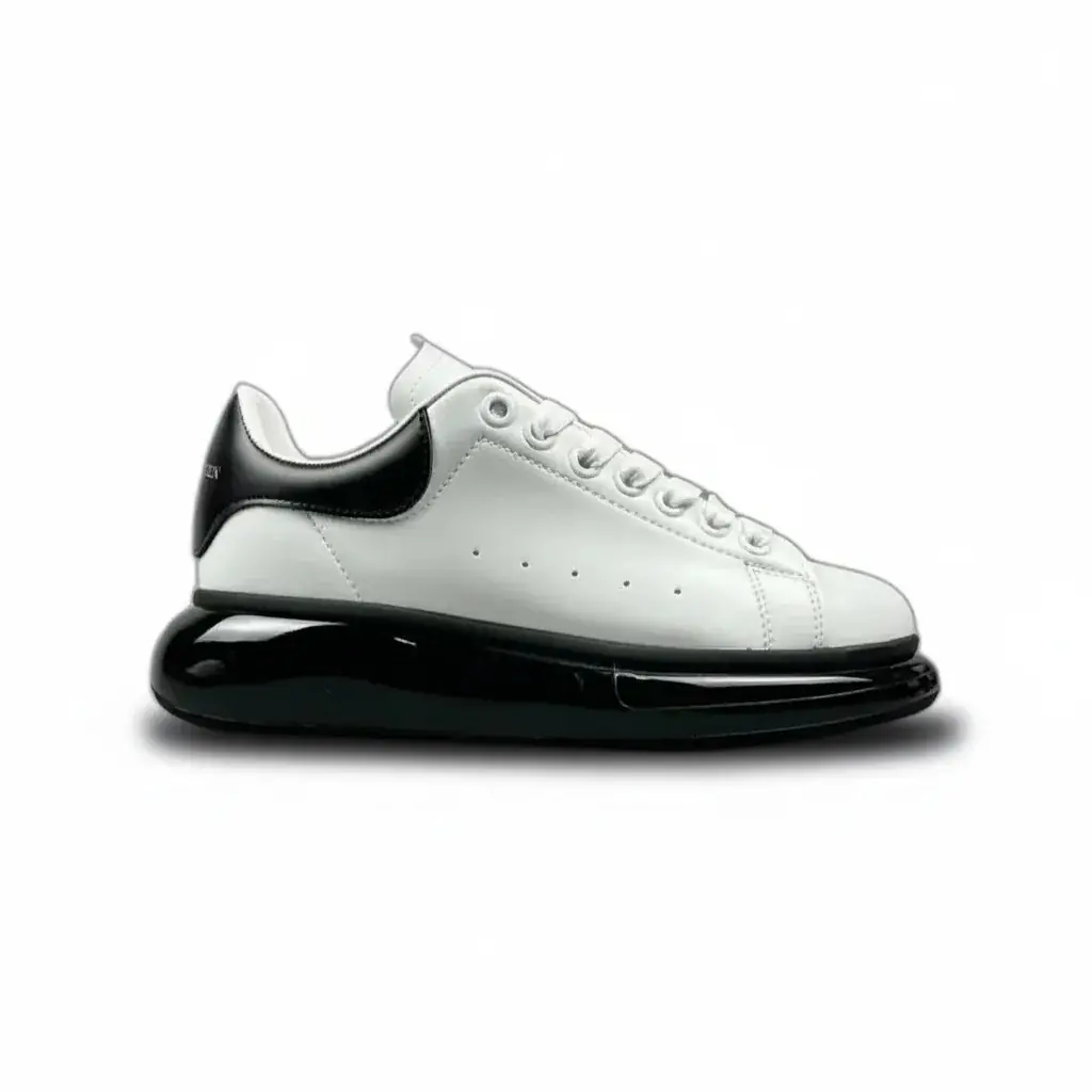 Alexander McQueen Oversized Beyaz Siyah | Lüks Sneaker