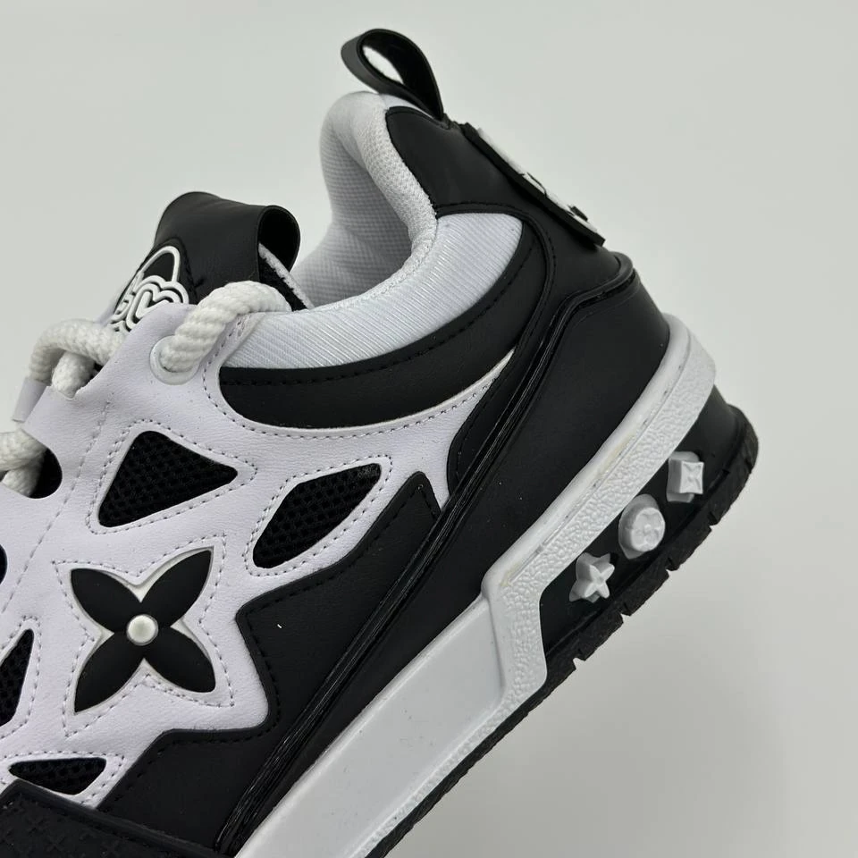 Louis Vuitton Skate White Black